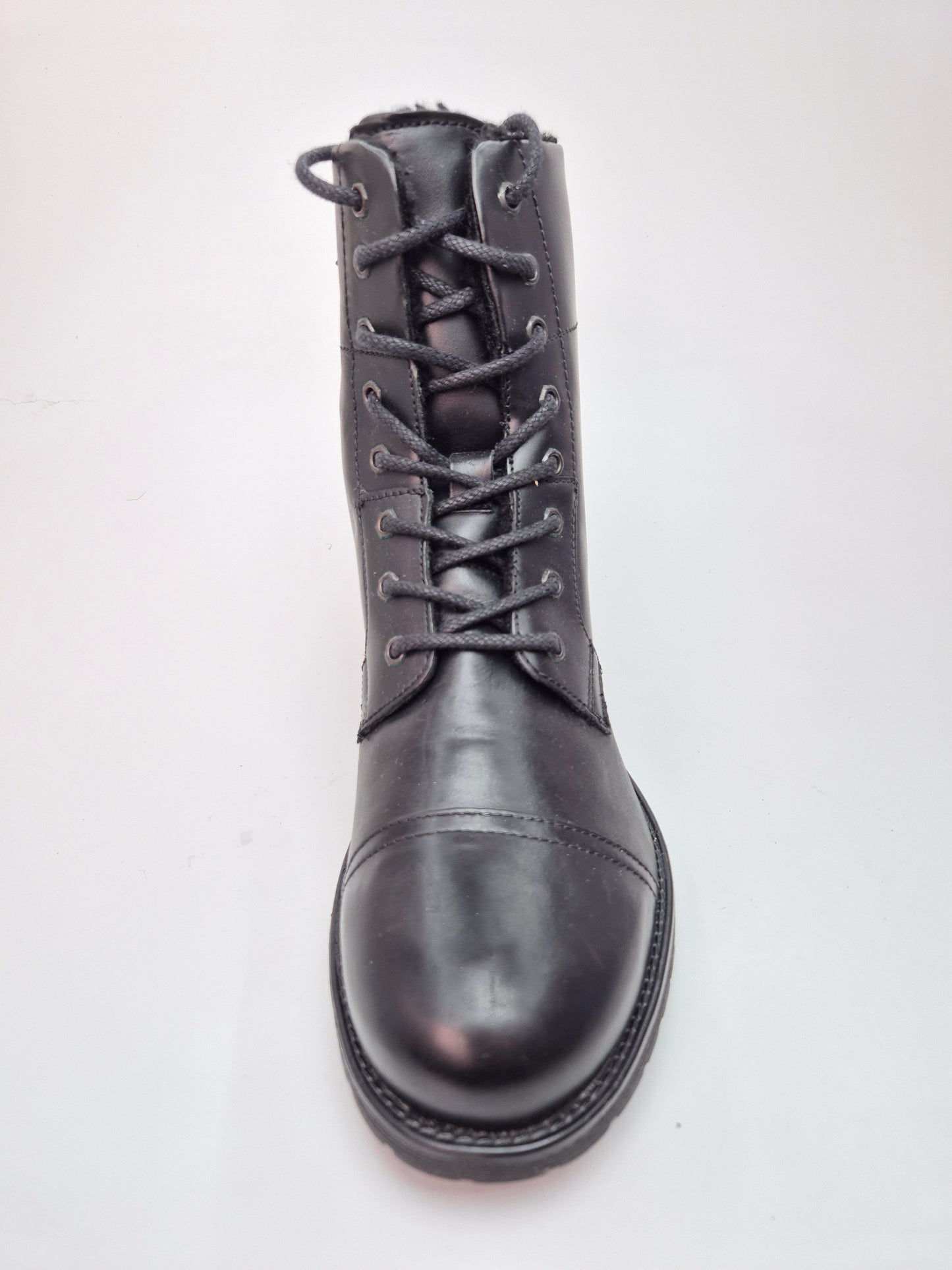 ZENSKI NOVI KOZNI CIZMI BR 42