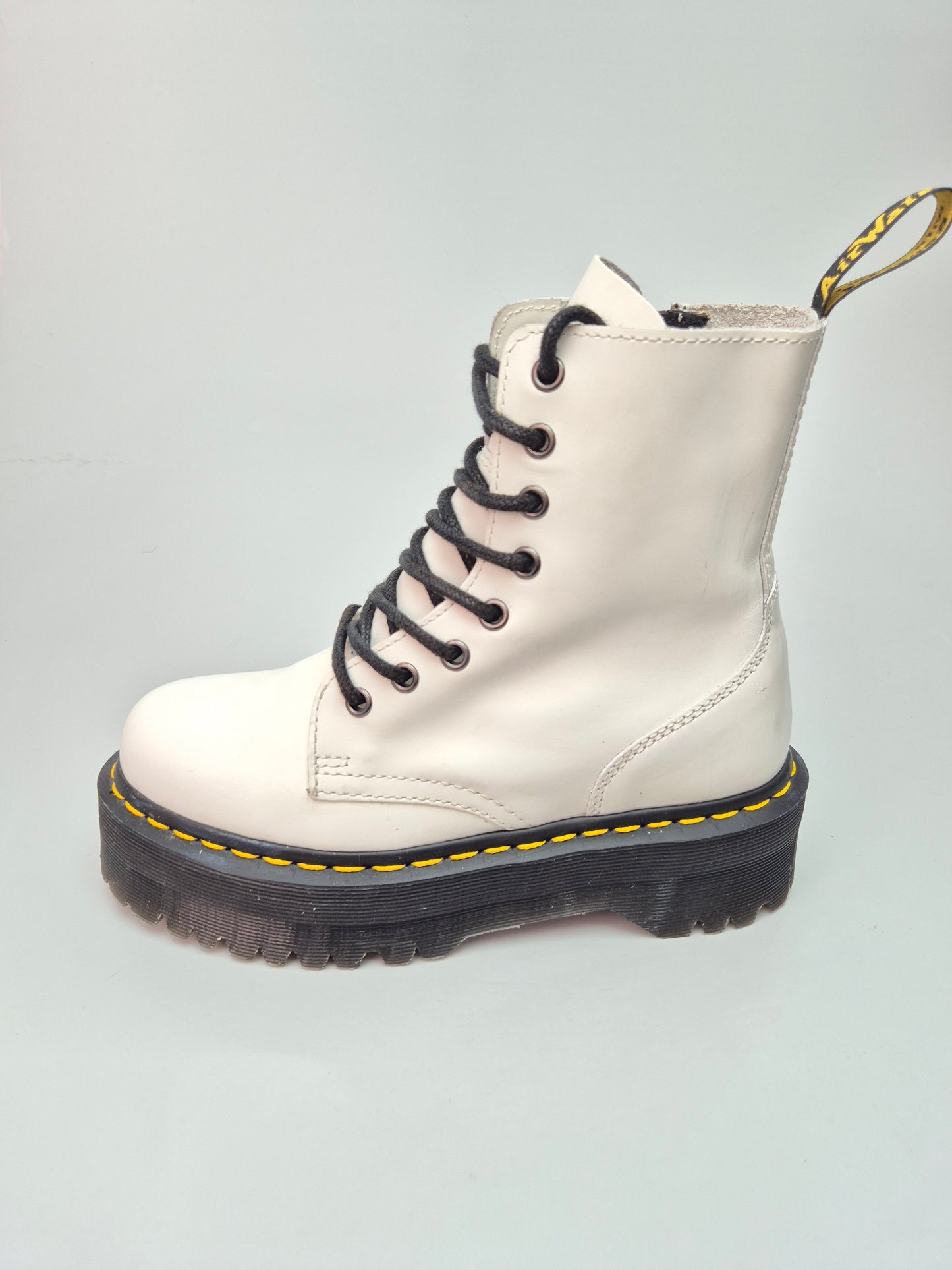 DR MARTENS ORIGINAL  KOZNI ZENSKI CIZMI BR 37