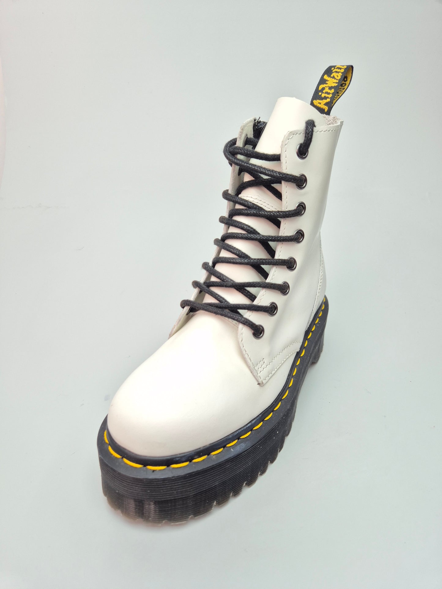 DR MARTENS ORIGINAL  KOZNI ZENSKI CIZMI BR 37