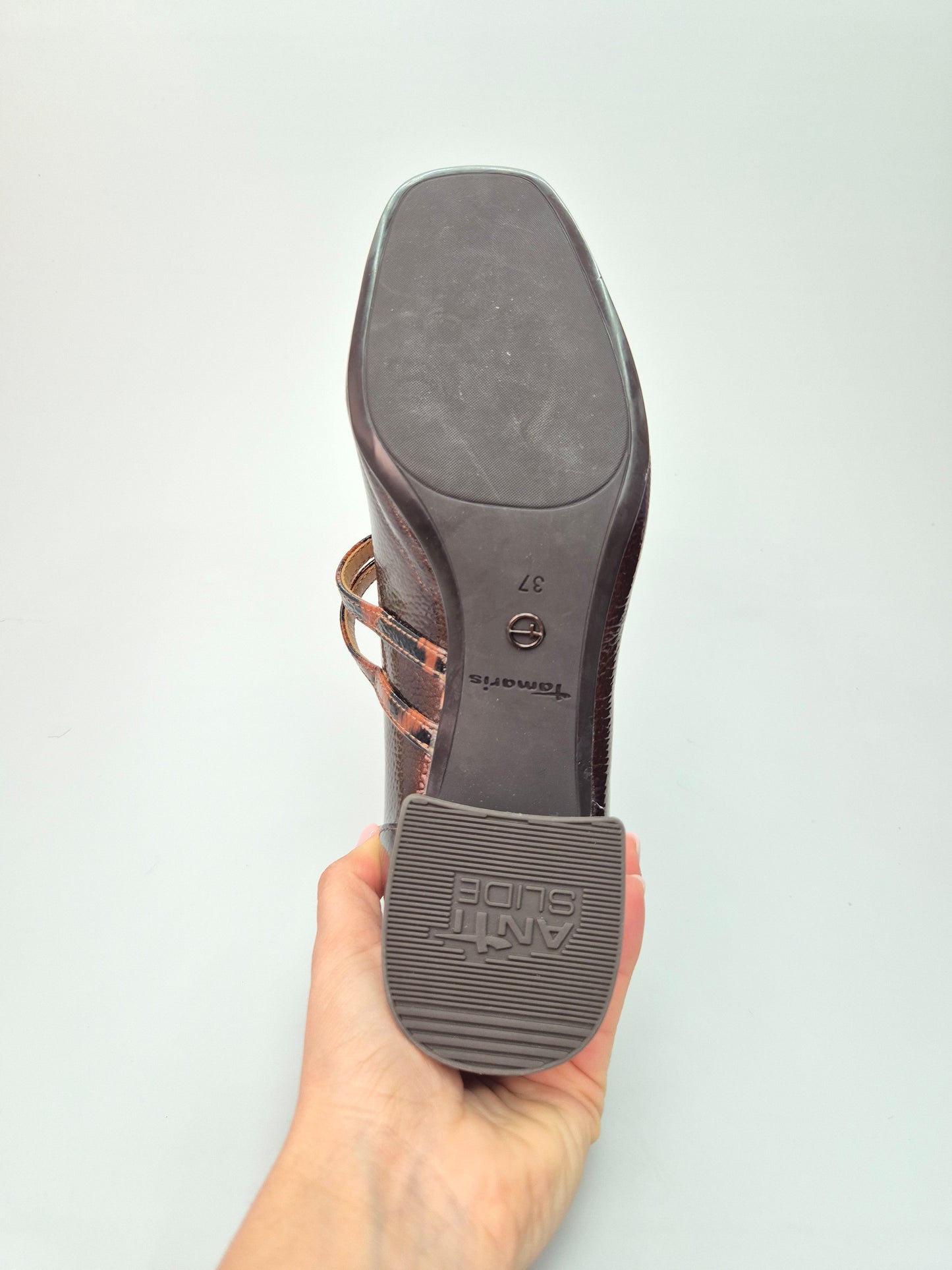 TAMARIS NOVI ORIGINAL KOZNI CEVLI BR 37