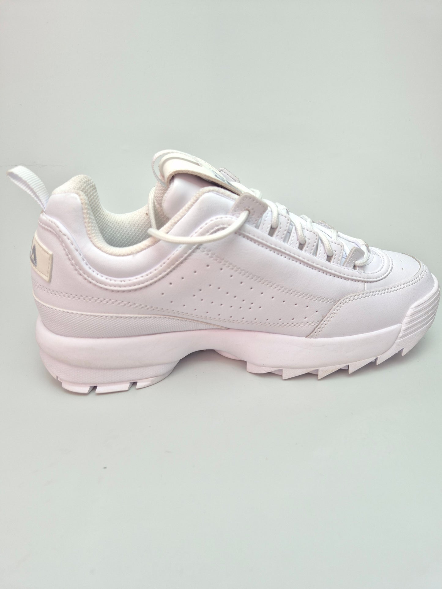 FILA NOVI ORIGINAL ZENSKI PATIKI BR 42.5