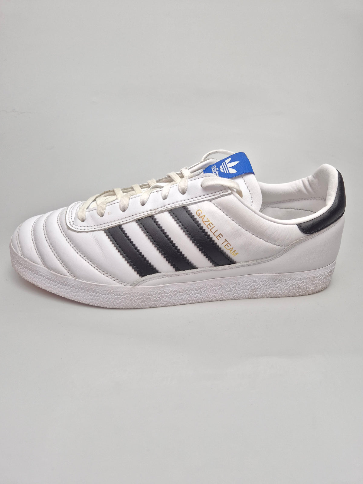 ADIDAS NOVI ORIGINAL PATIKI BR 40
