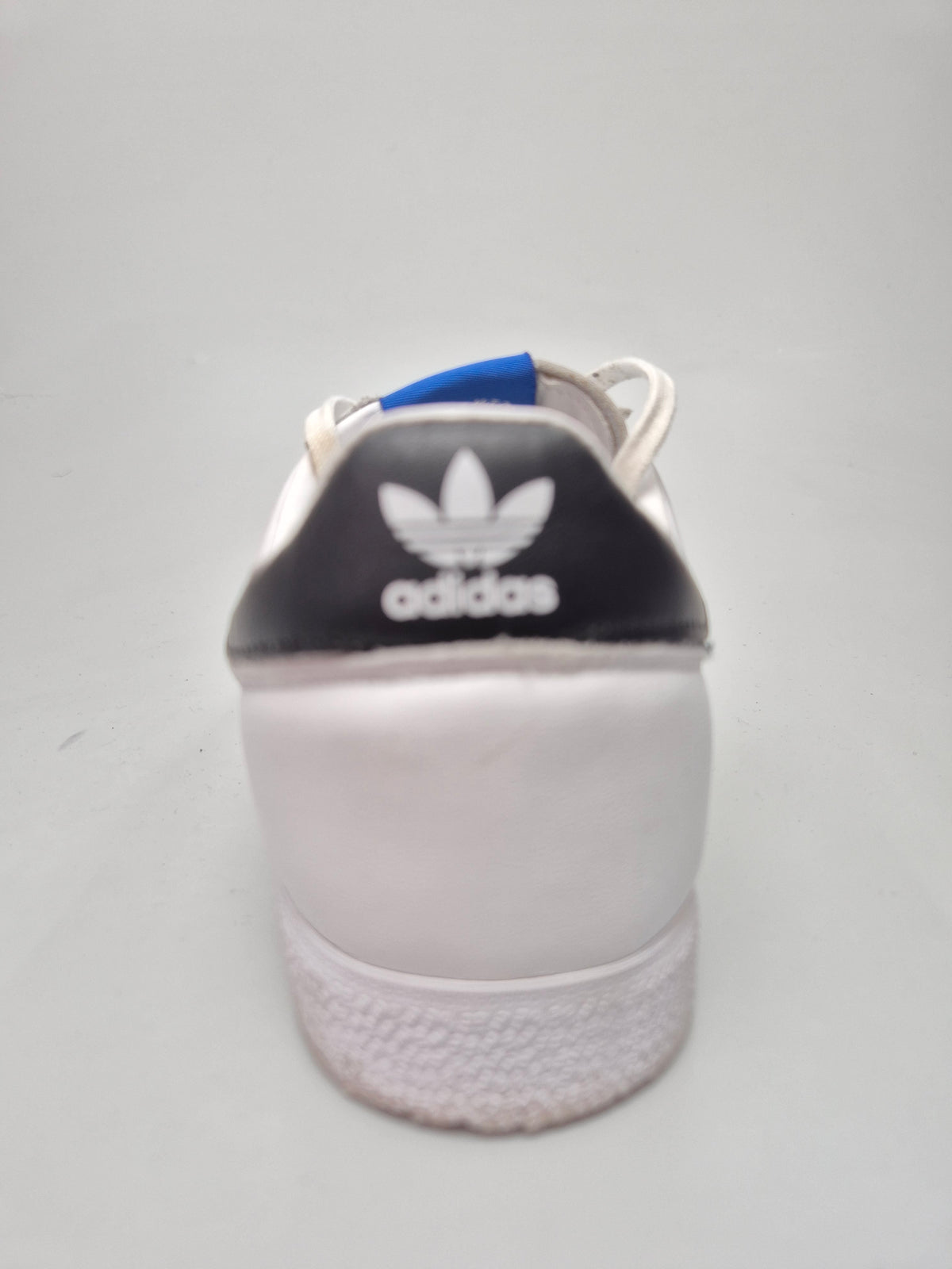 ADIDAS NOVI ORIGINAL PATIKI BR 40