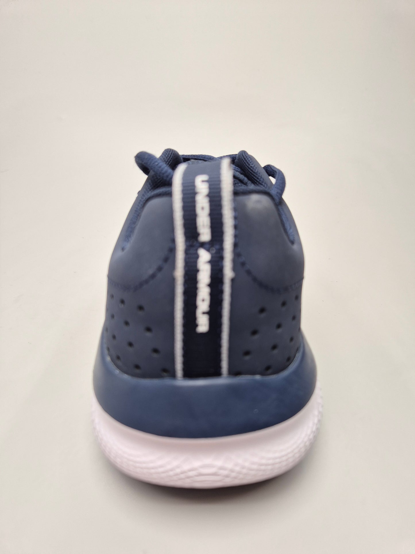 UNDER ARMOUR NOVI ORIGINAL PATIKI BR 42