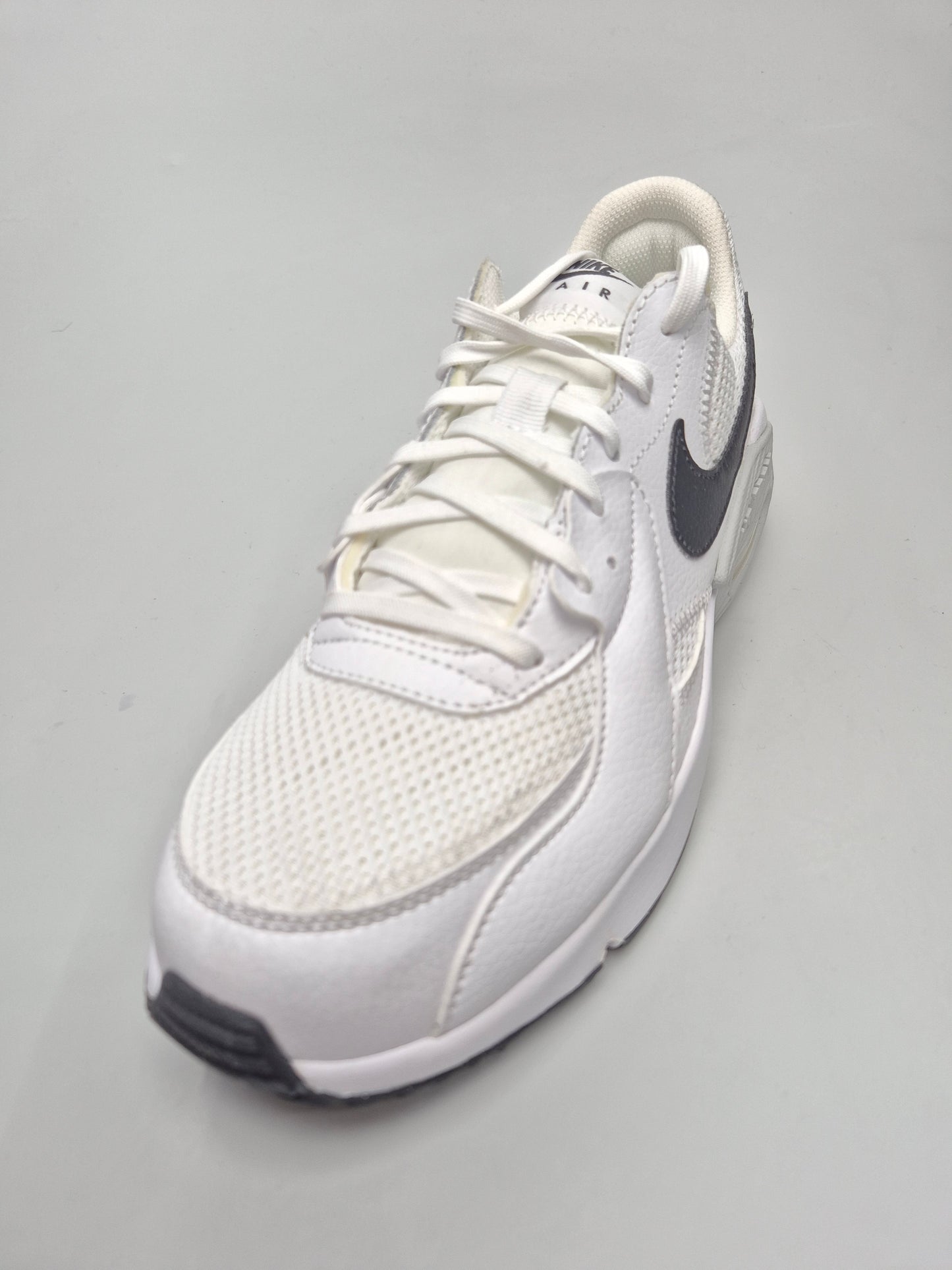 NIKE AIRMAX NOVI ORIGINAL PATIKI BR 41