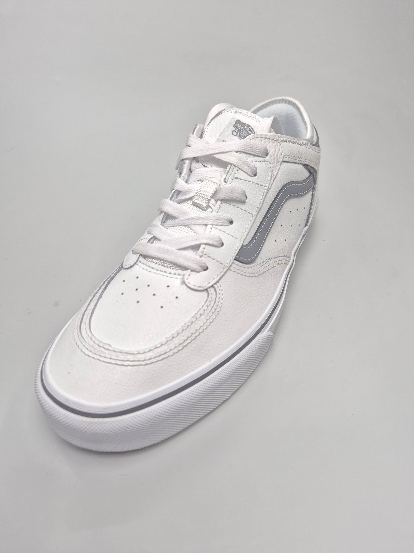 VANS NOVI ORIGINAL PATIKI BR 46