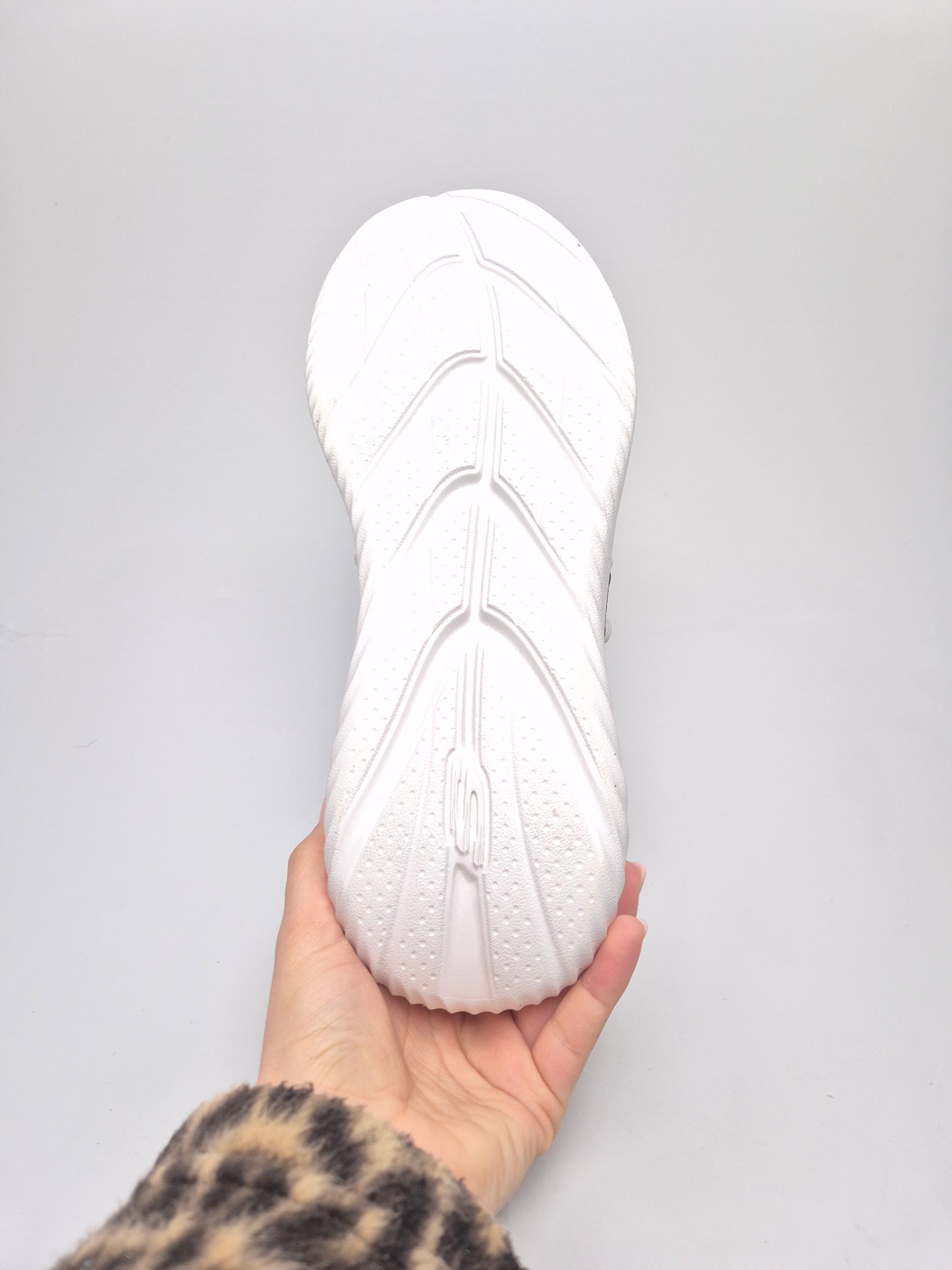 SKECHERS MEMORY ORIGINAL PATIKI BR 41.5