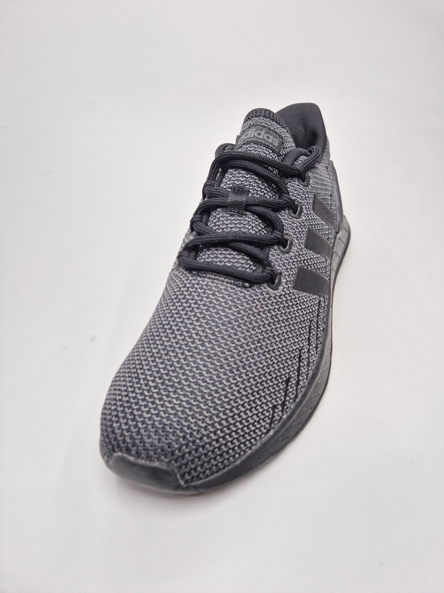 ADIDAS NOVI ORIGINAL PATIKI BR 43