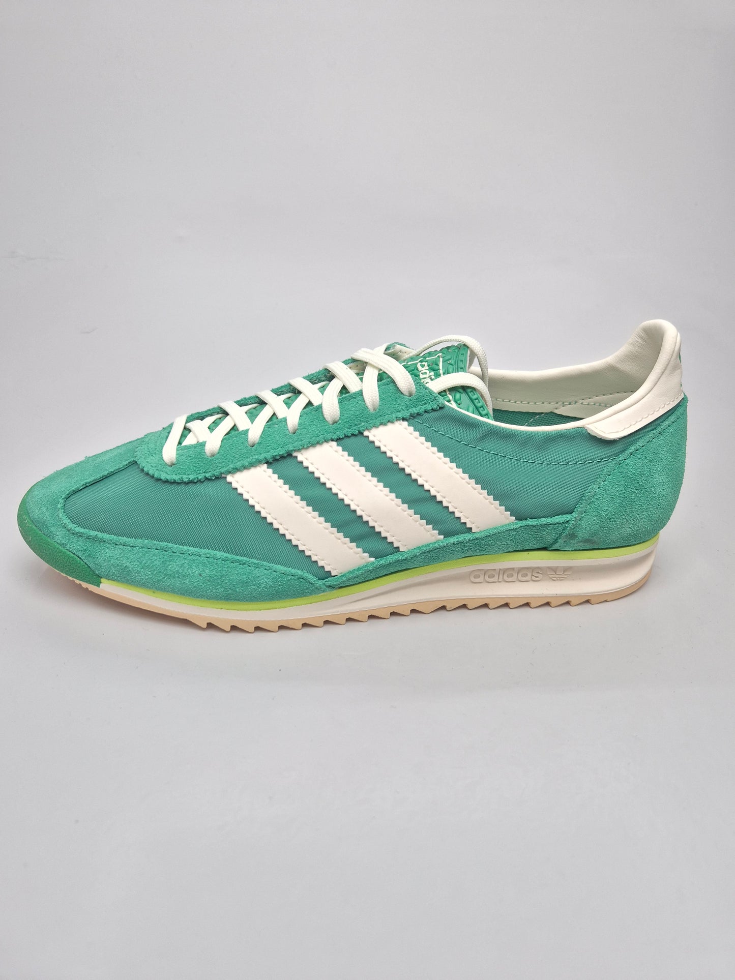 ADIDAS NOVI ORIGINAL PATIKI BR 39