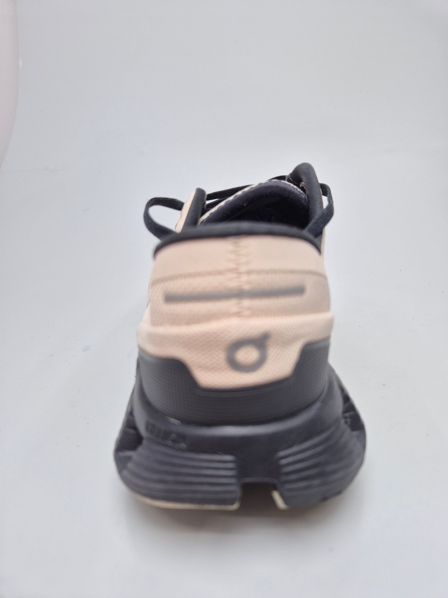 ON RUNNING ORIGINAL PATIKI BR 40.5