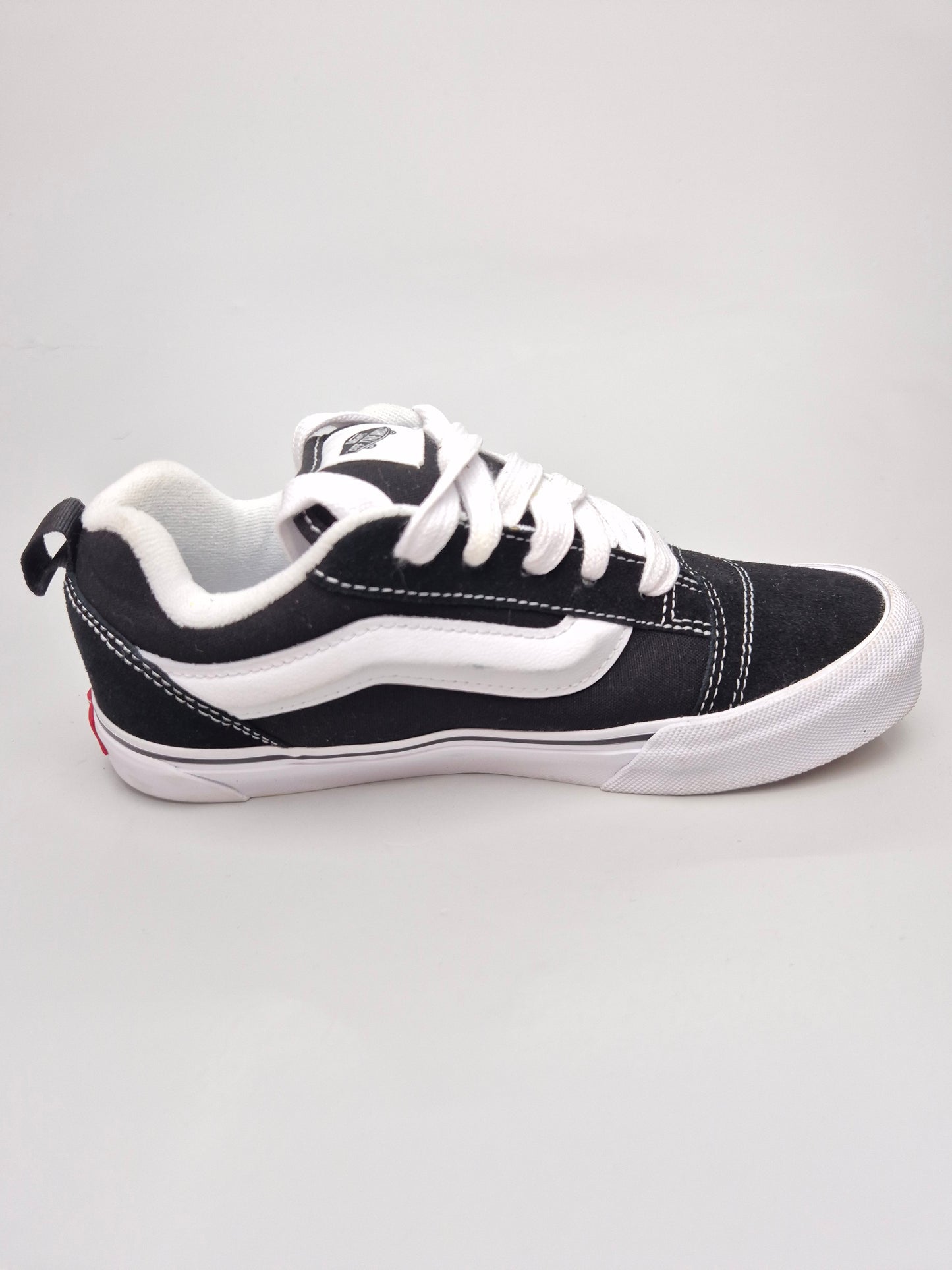 VANS NOVI ORIGINAL PATIKI BR 36.5