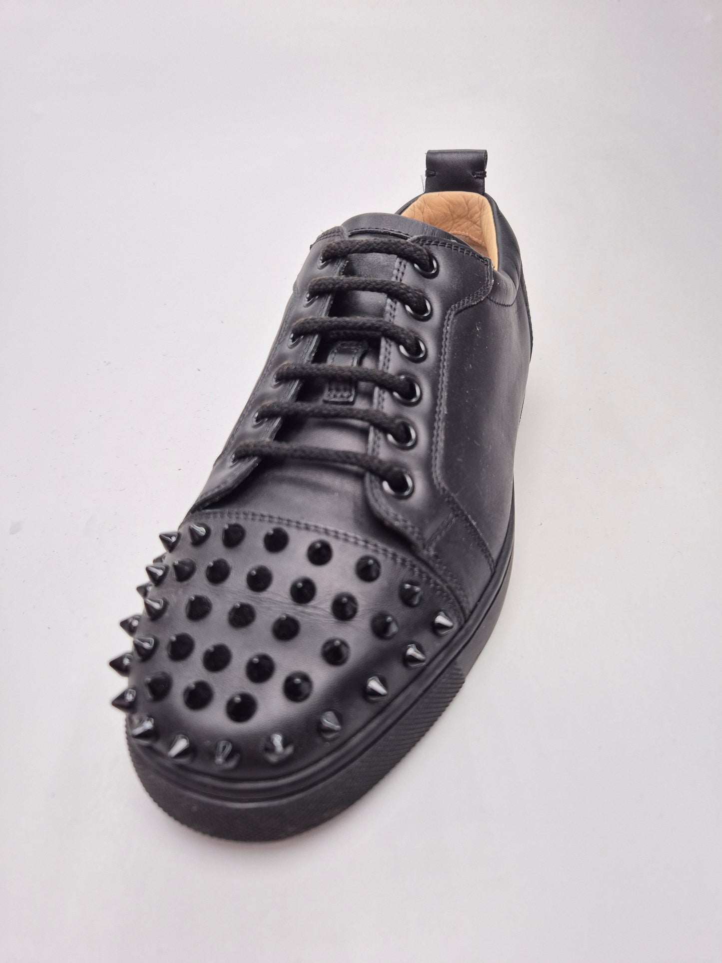 CHRISTIAN LOUBOUTIN NOVI ORIGINAL KOZNI PATIKI BR 38.5