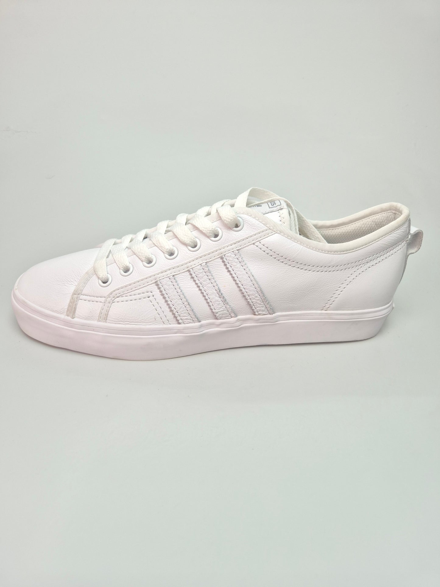 ADIDAS NOVI ORIGINAL PATIKI BR 45