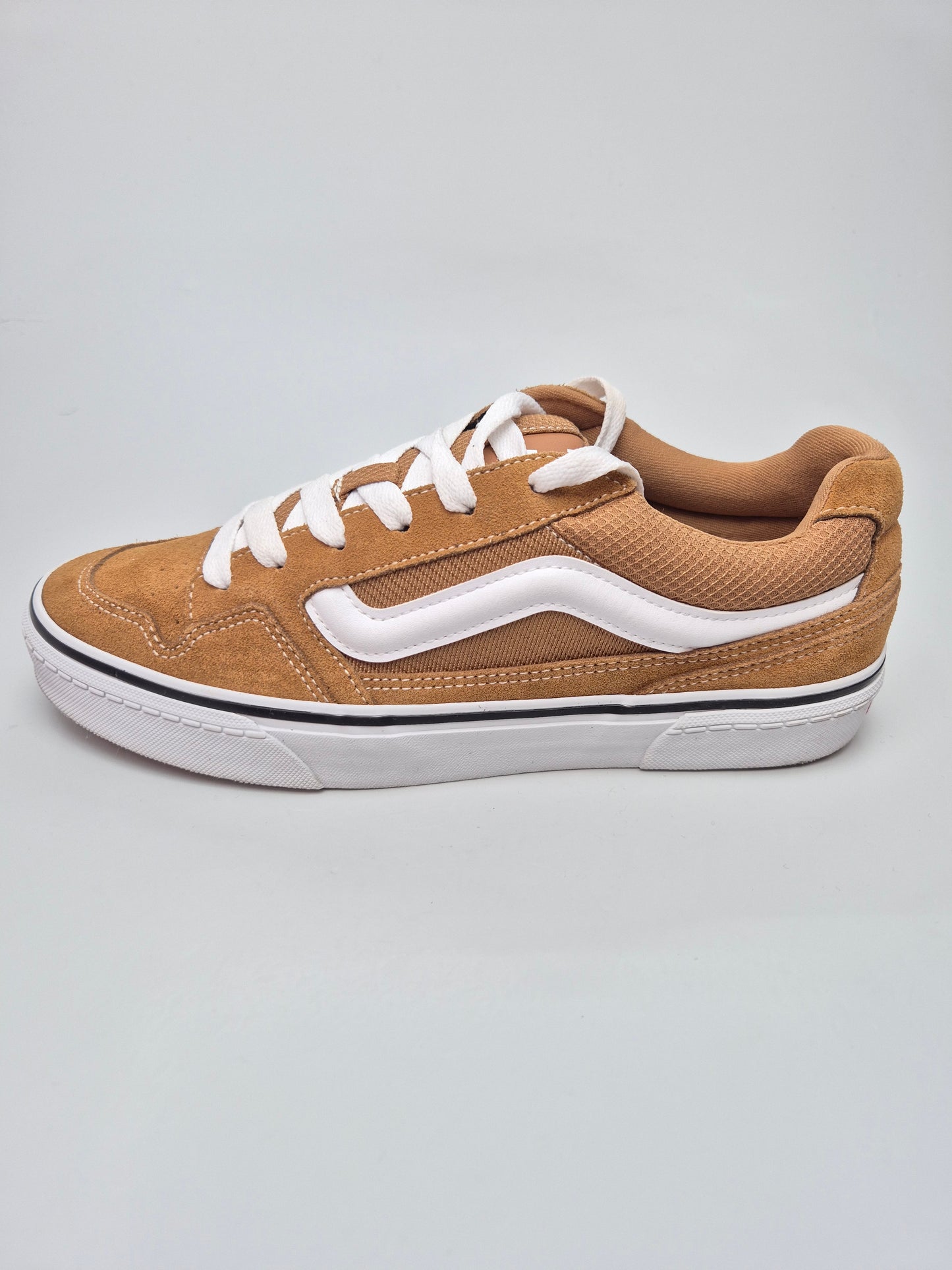VANS NOVI ORIGINAL PATIKI BR 42.5