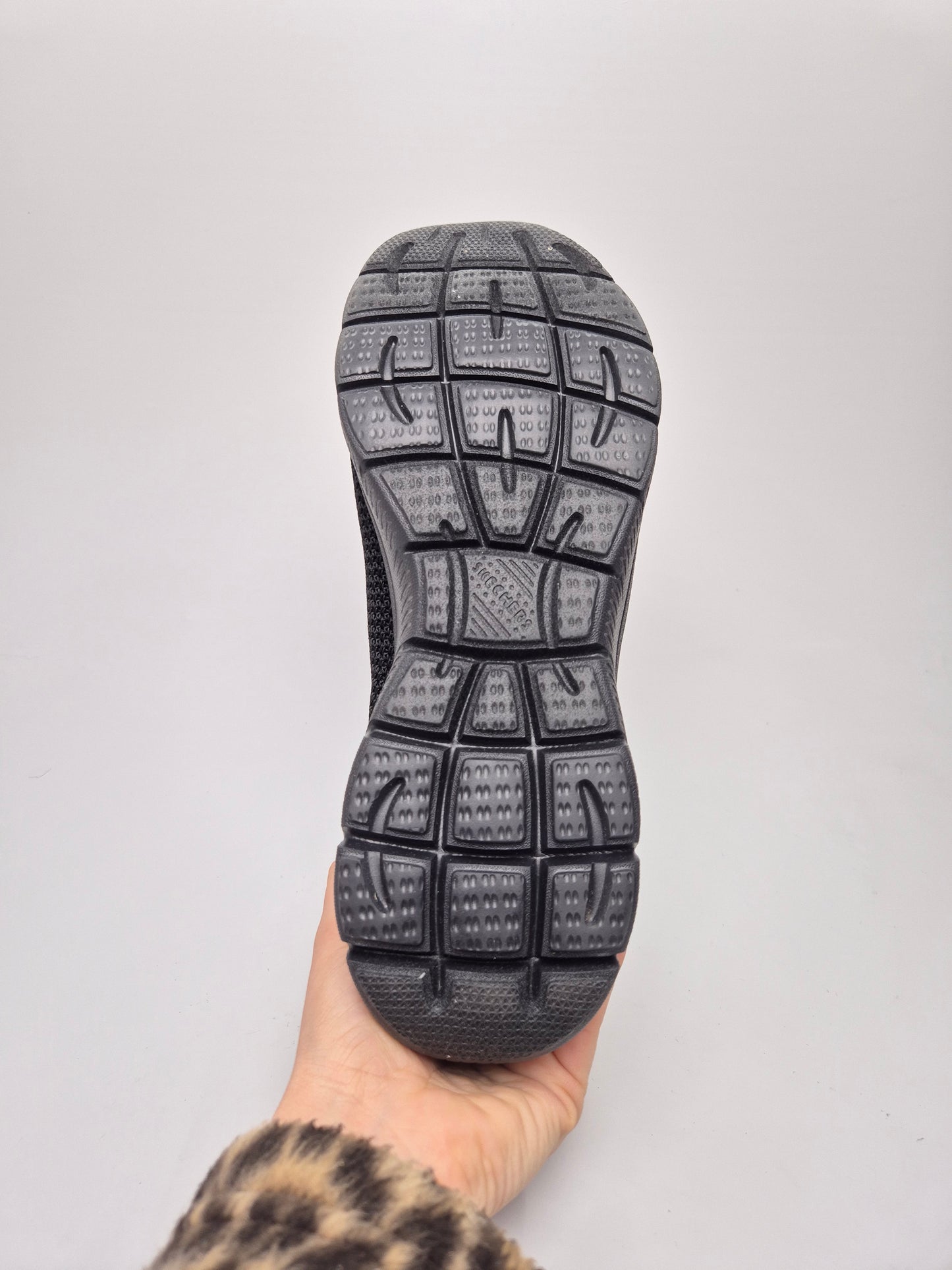 SKECHERS MEMORY NOVI ORIGINAL PATIKI BR 40