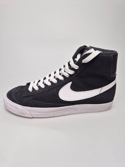 NIKE ORIGINAL KOZNI PATIKI BR 39
