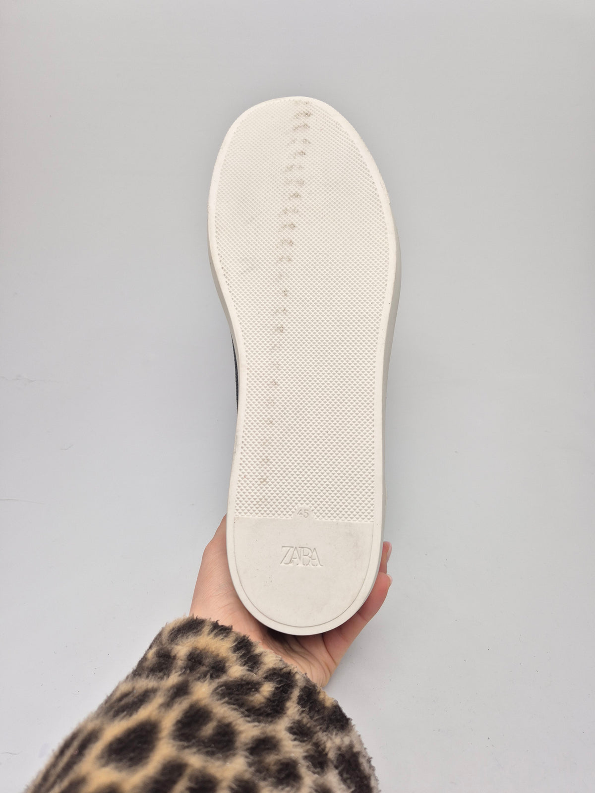 ZARA NOVI ORIGINAL PATIKI BR 45