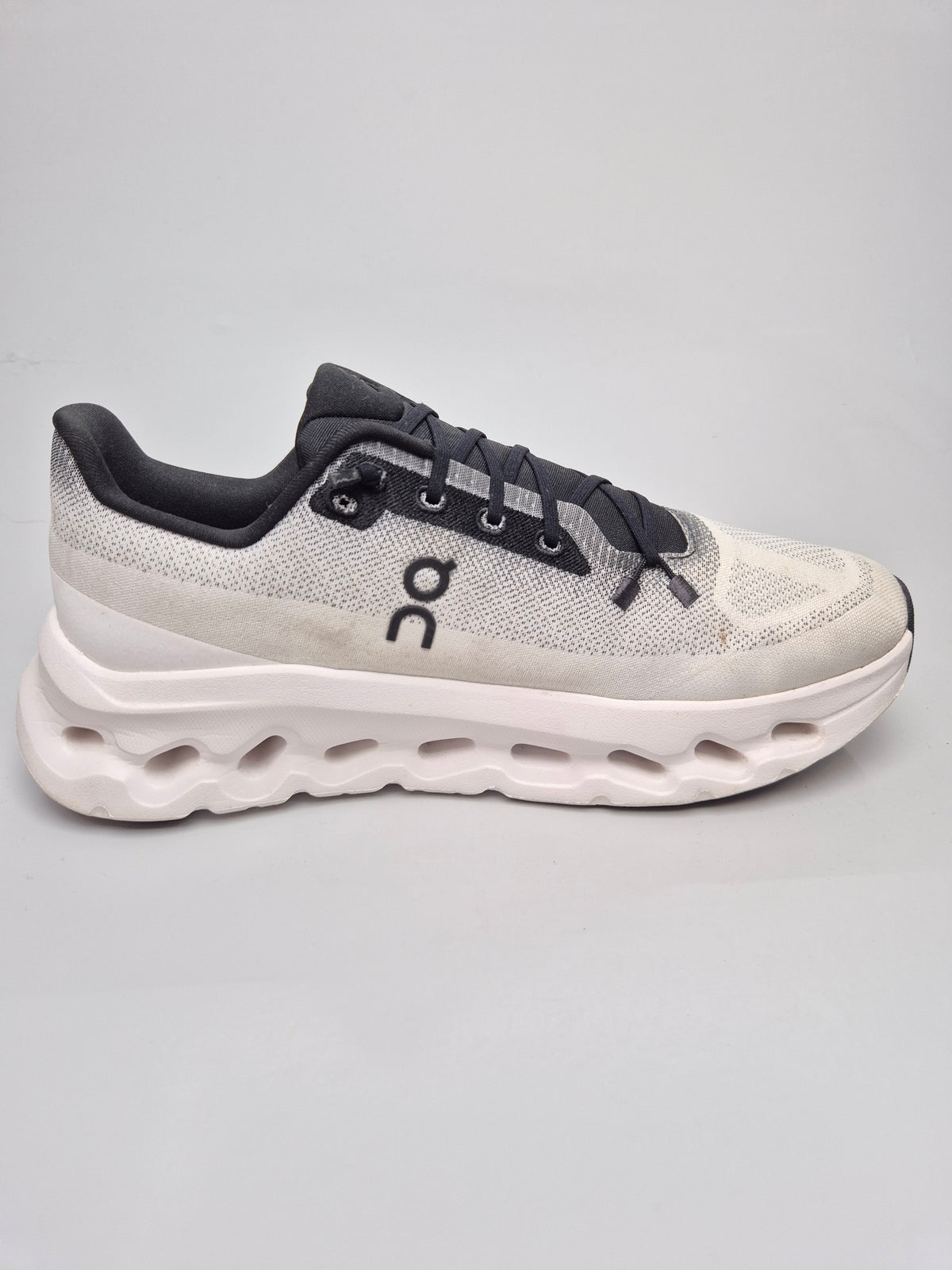ON RUNNING ORIGINAL PATIKI BR 40.5