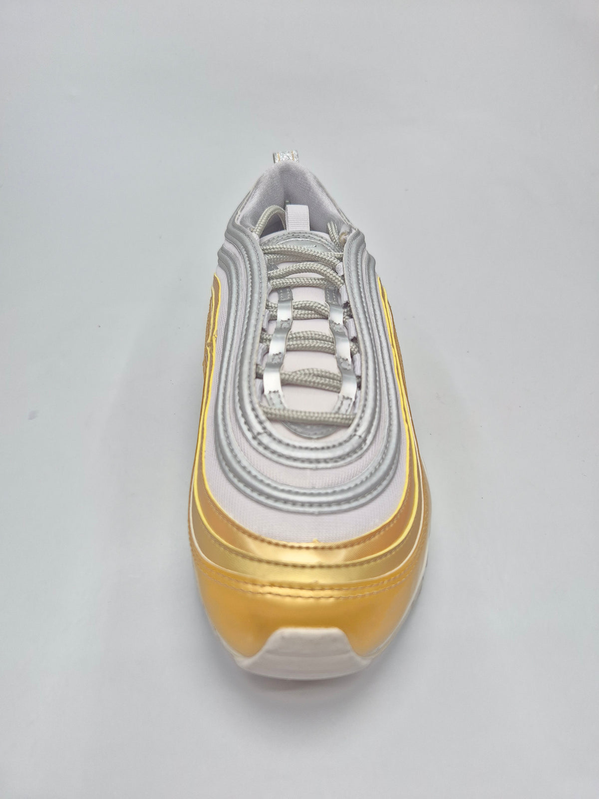 NIKE AIRMAX NOVI ORIGINAL PATIKI BR 39