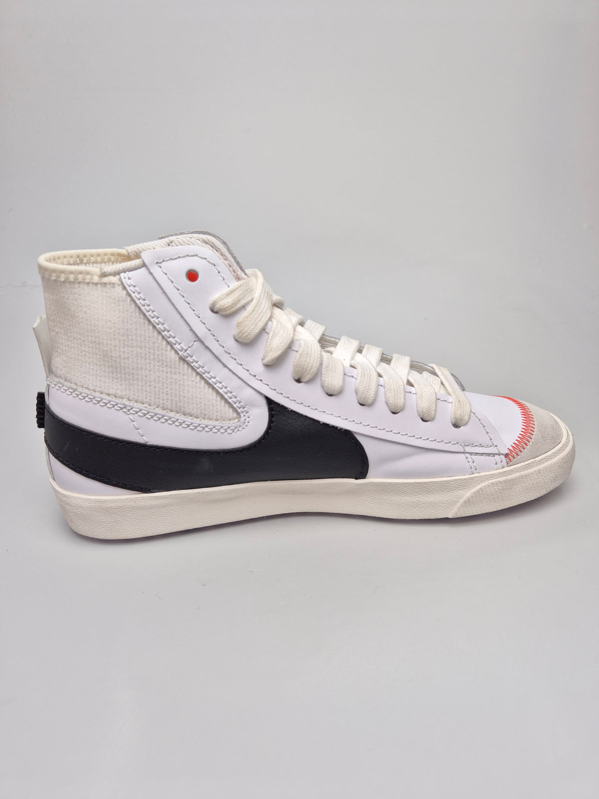 NIKE NOVI ORIGINAL PATIKI BR 46