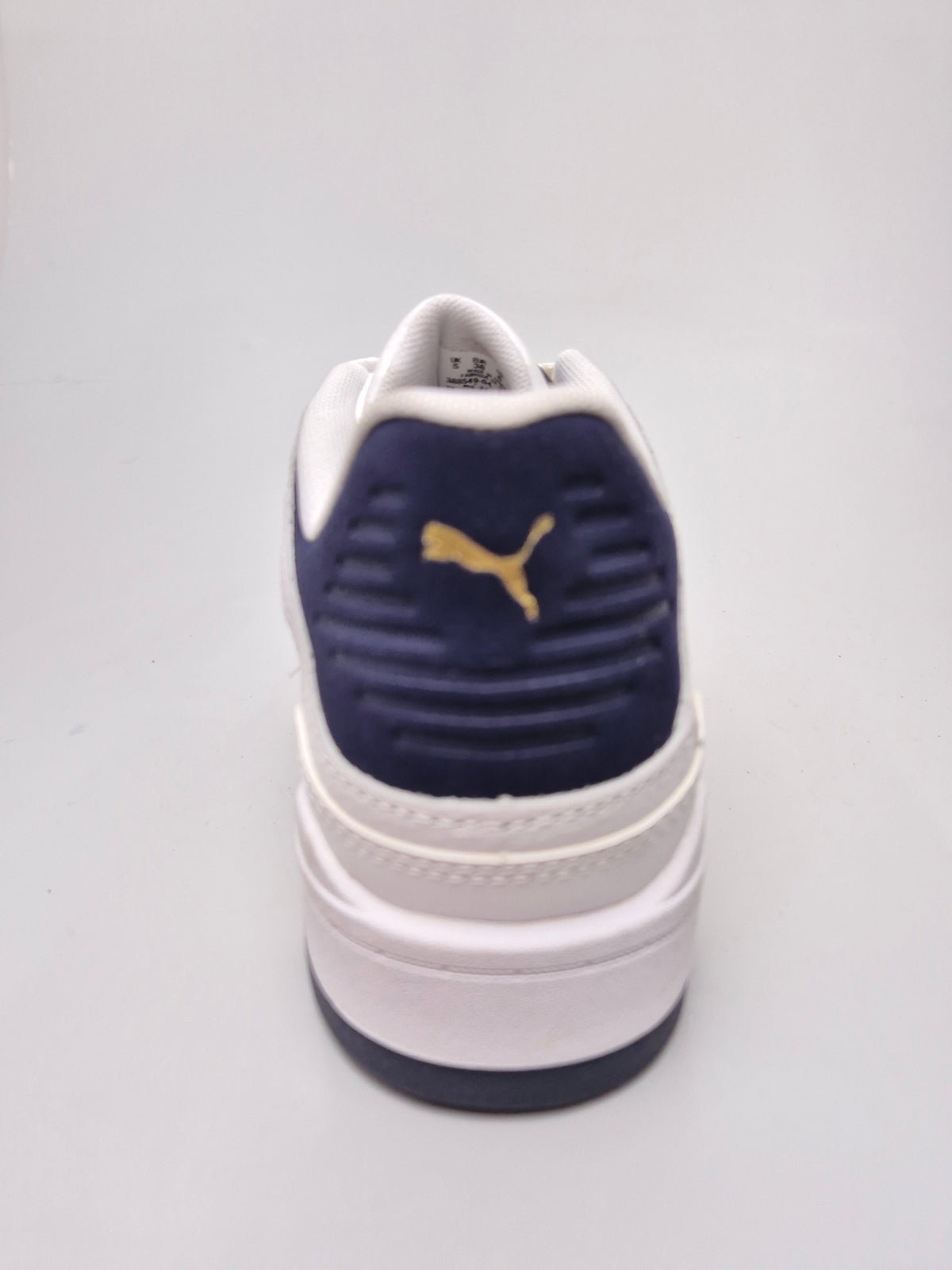 PUMA NOVI ORIGINAL KOZNI PATIKI BR 38