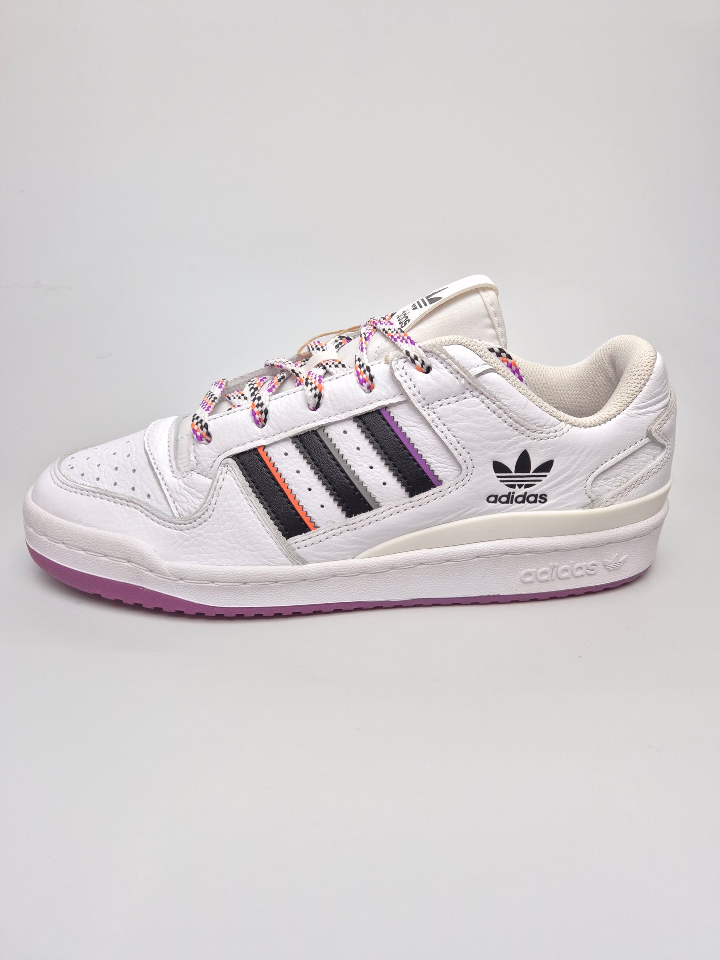 ADIDAS NOVI ORIGINAL PATIKI BR 42
