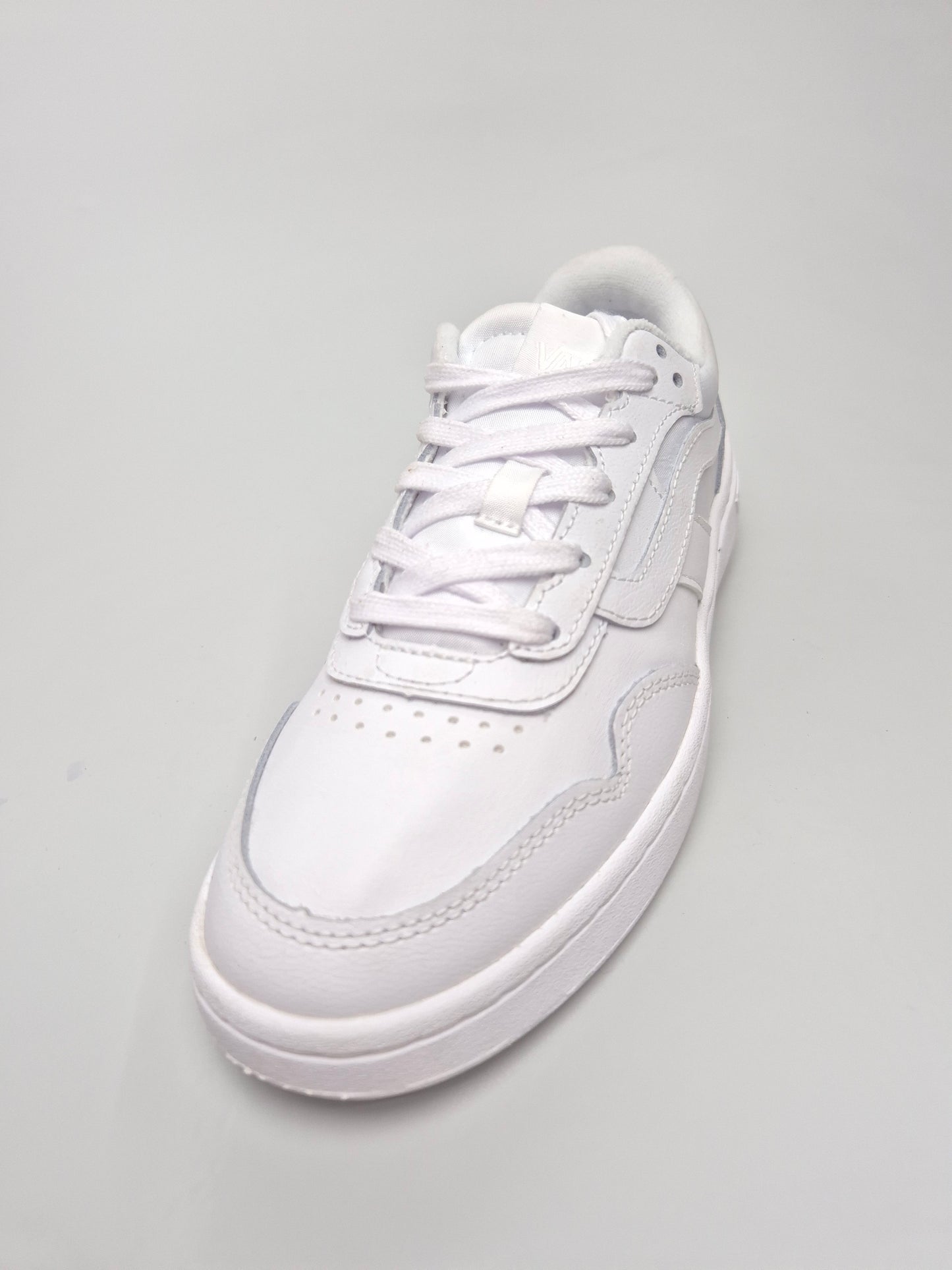 VANS NOVI ORIGINAL PATIKI BR 39