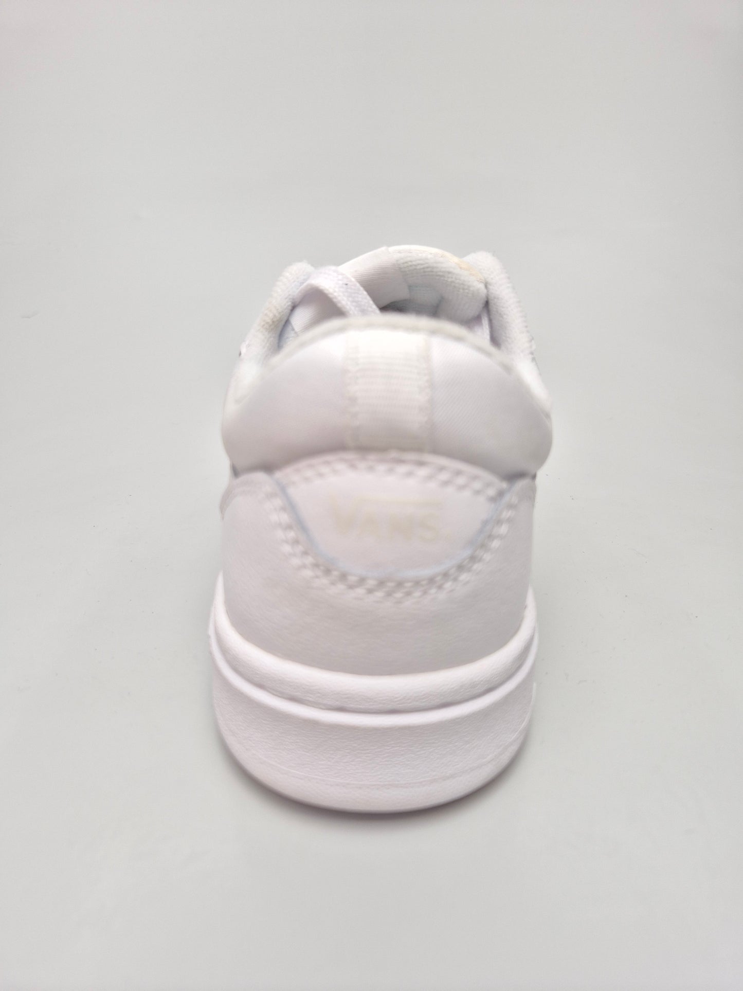 VANS NOVI ORIGINAL PATIKI BR 39