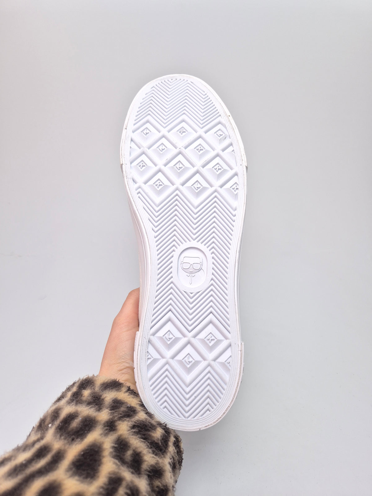 KARL LAGERFELD ORIGINAL PATIKI BR 43