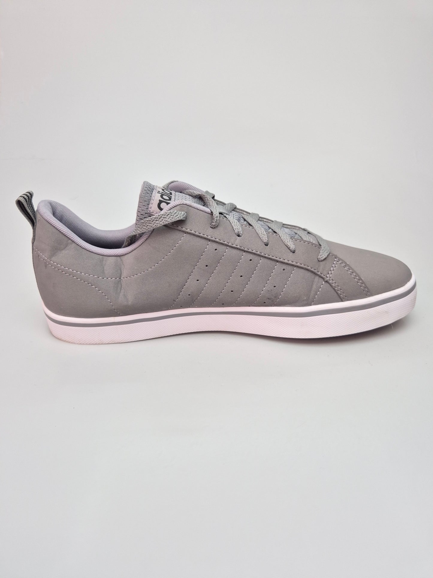 ADIDAS NOVI ORIGINAL PATIKI BR 46