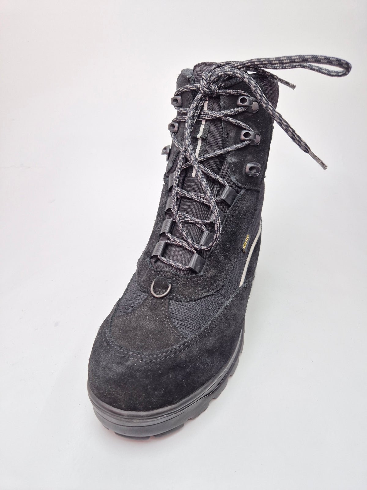 LOWA GORETEX NOVI ORIGINAL VODOOTPORNI CIZMI BR 41
