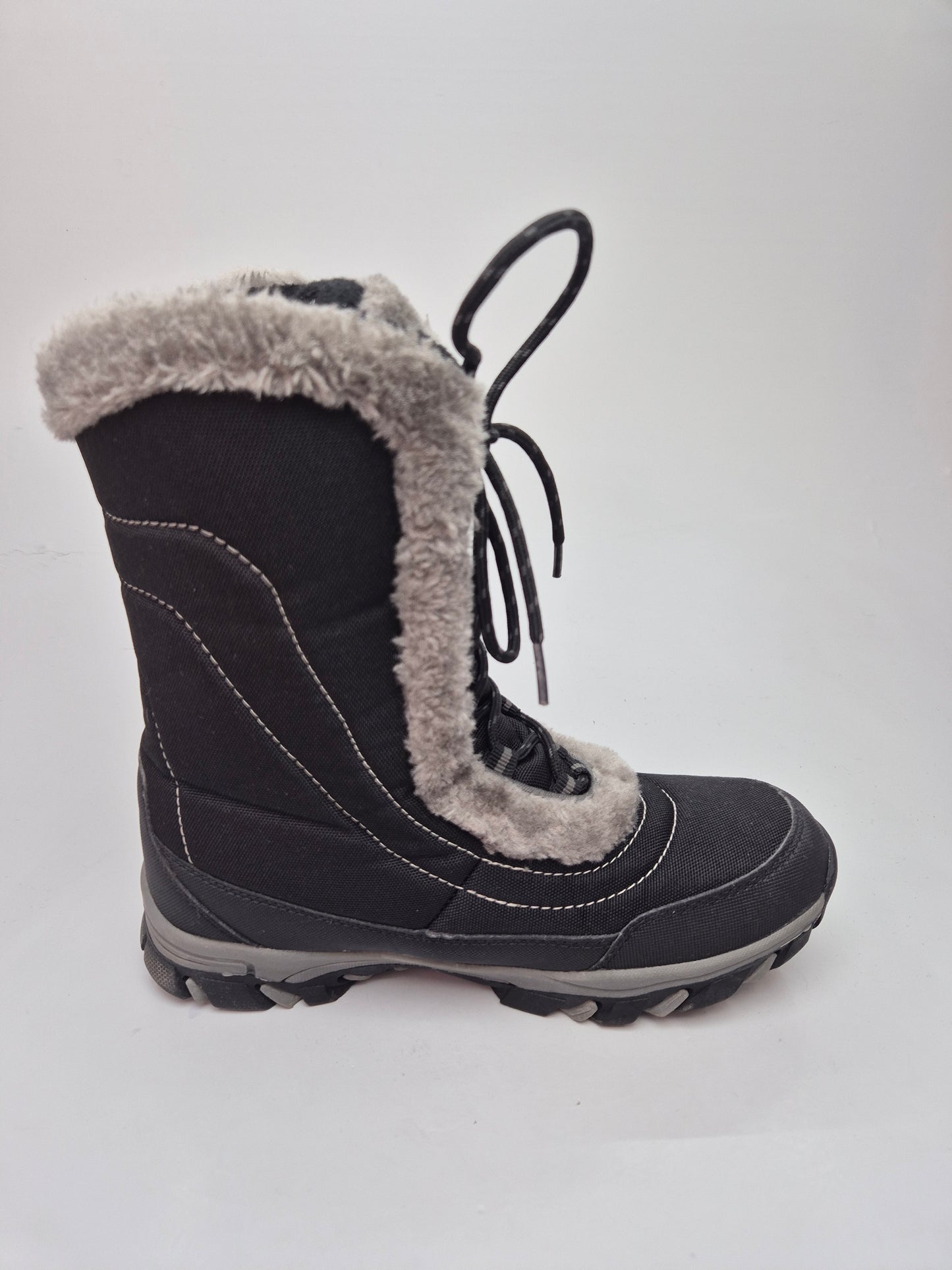 MOUNTAIN WAREHOUSE VODOOTPORNI CIZMI BR 38