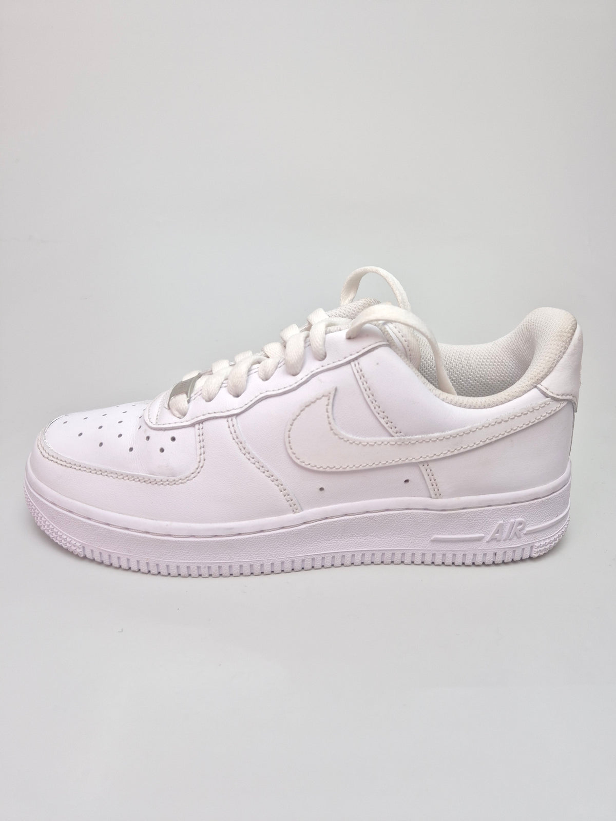 NIKE AF1 NOVI ORIGINAL PATIKI BR 38