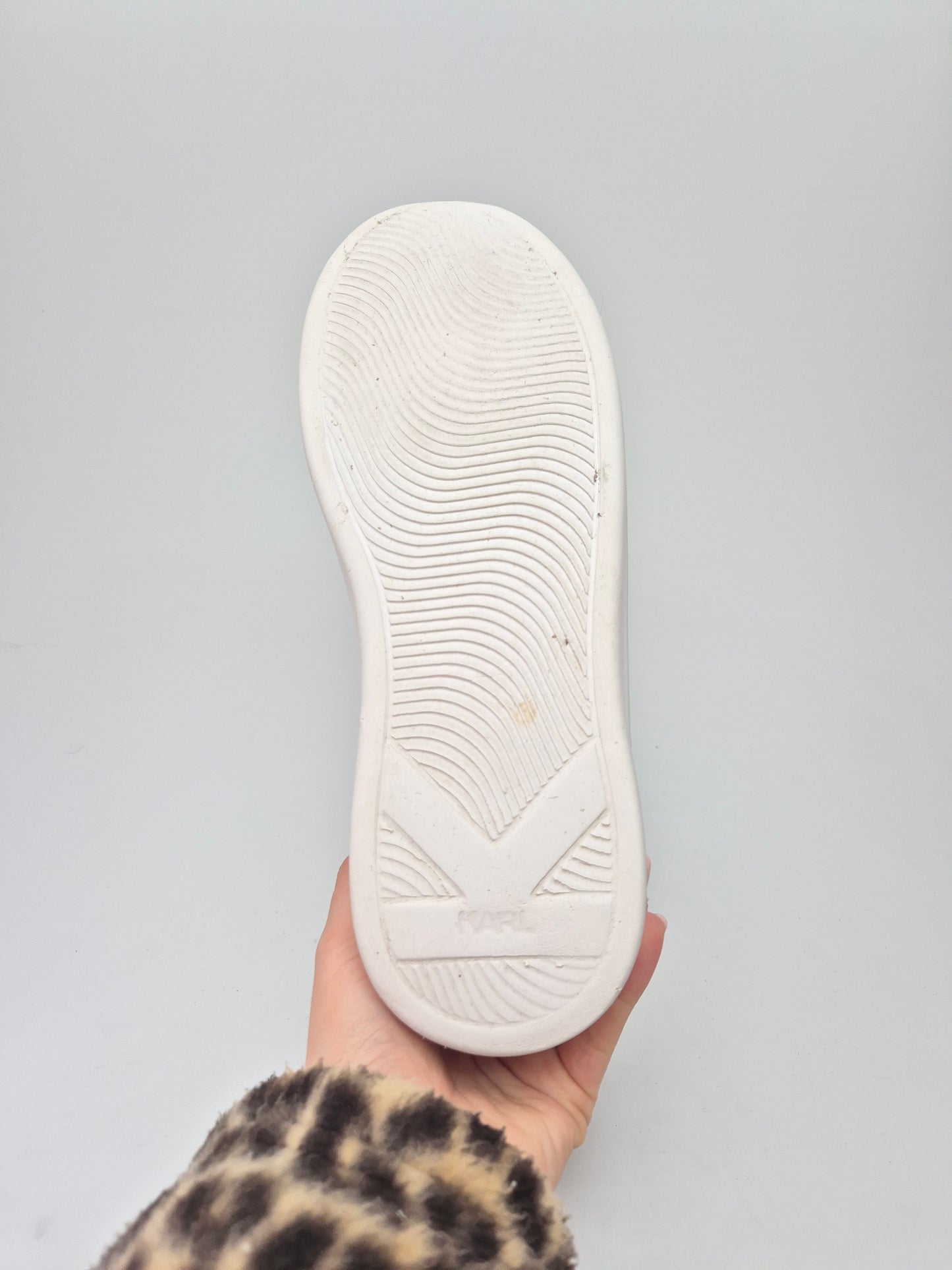 KARL LAGERFELD ORIGINAL PATIKI BR 39