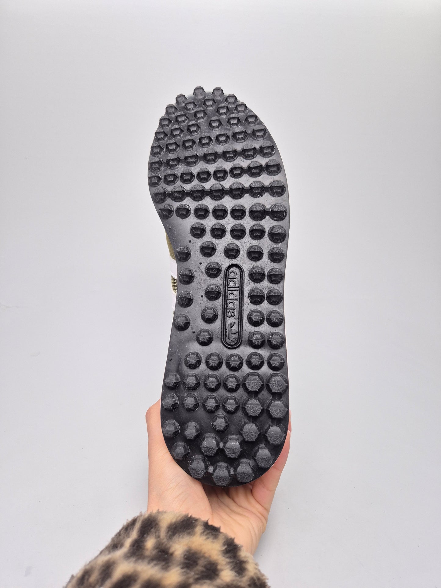 ADIDAS NOVI ORIGINAL PATIKI BR 45