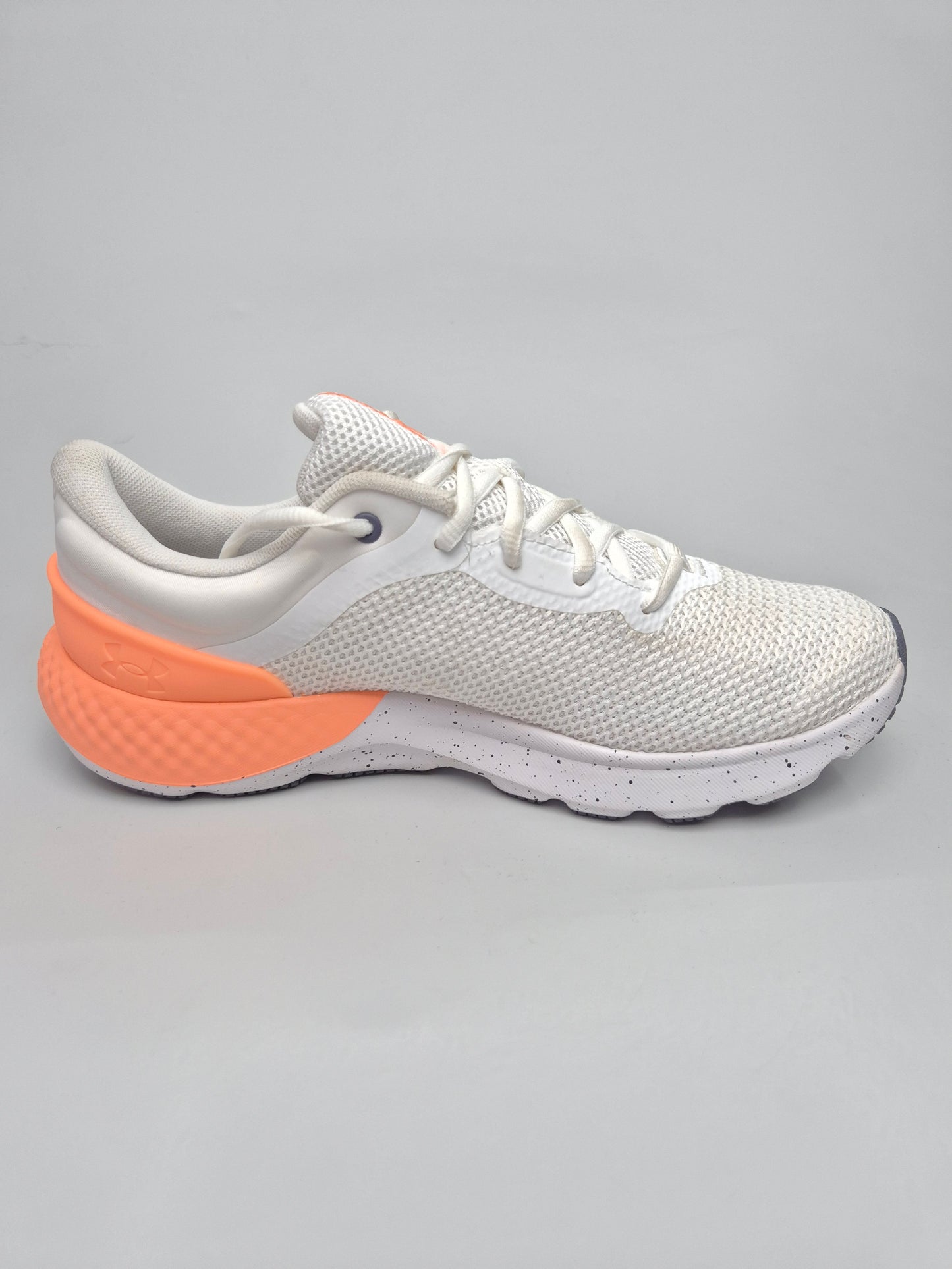 UNDER ARMOUR NOVI ORIGINAL PATIKI BR 38.5