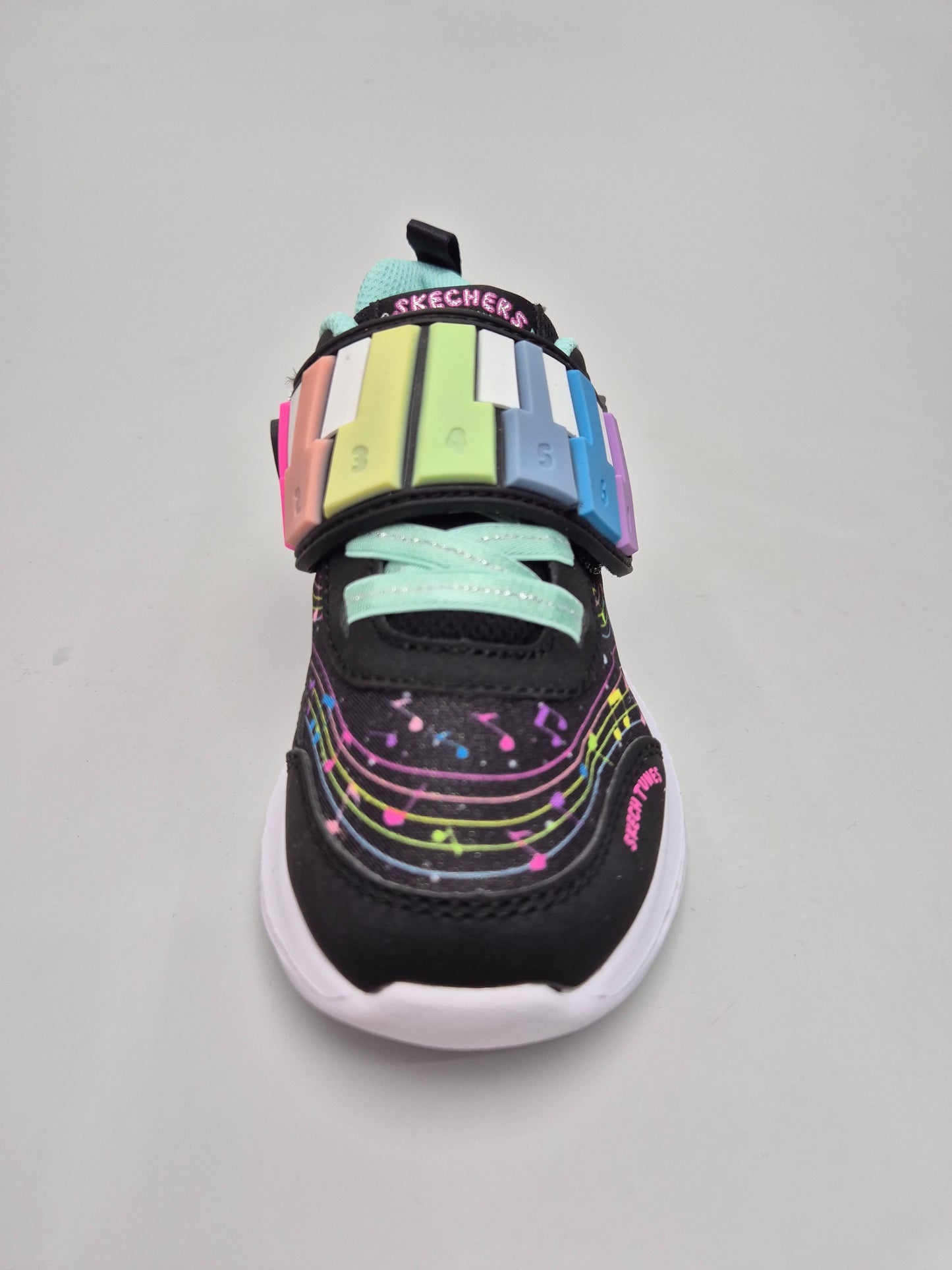 SKECHERS MEMORY NOVI ORIGINAL PATIKI BR 28.5 cm