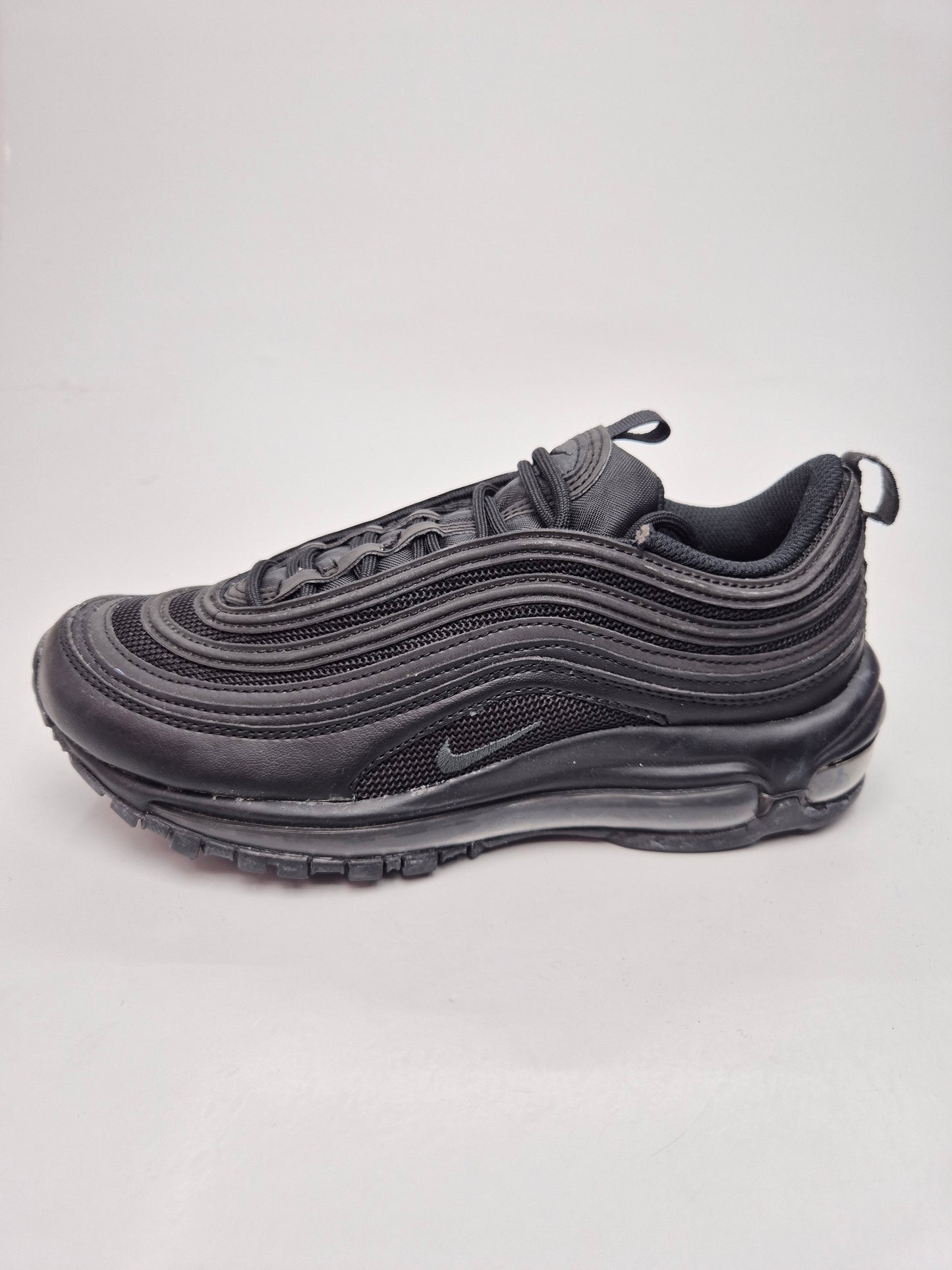 NIKE AIRMAX NOVI ORIGINAL PATIKI BR 38.5