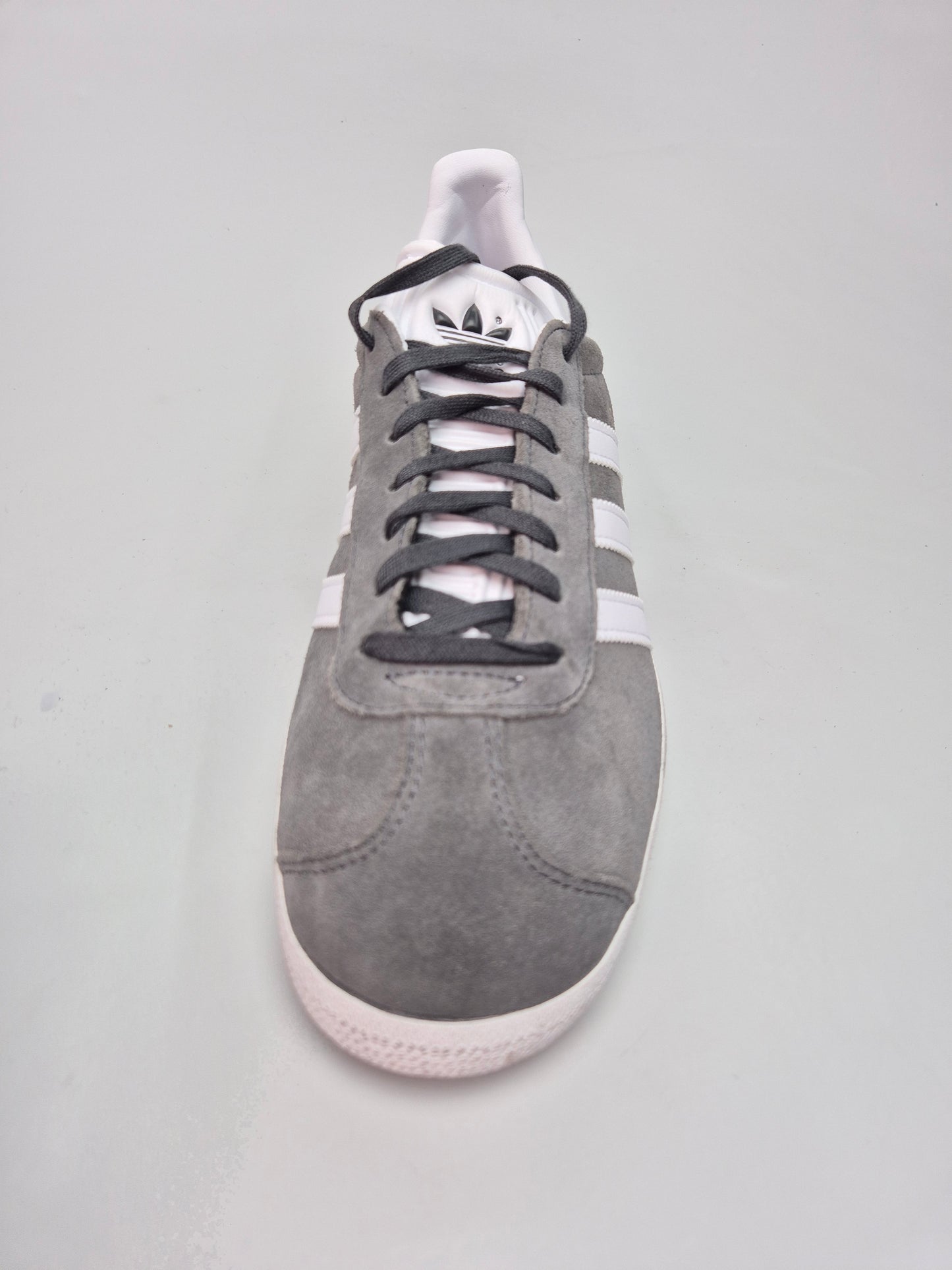 ADIDAS GAZZELE NOVI ORIGINAL PATIKI BR 43