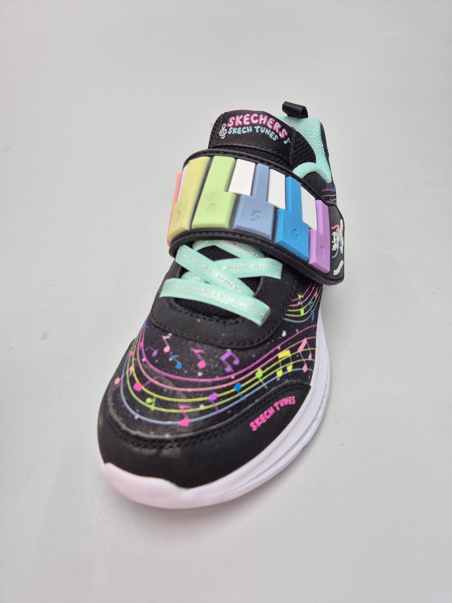 SKECHERS MEMORY NOVI ORIGINAL PATIKI BR 33.5