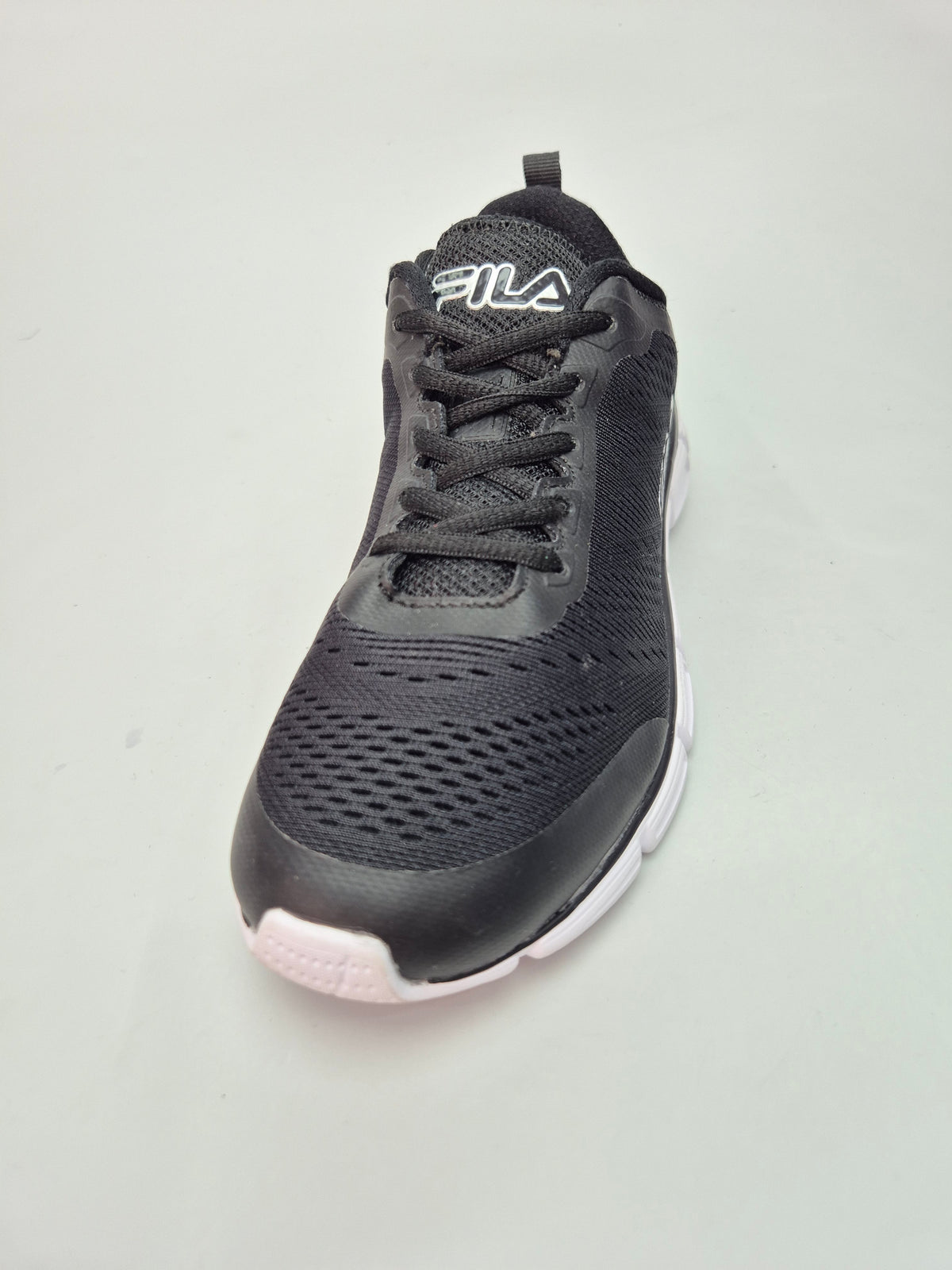 FILA NOVI ORIGINAL PATIKI BR 38.5