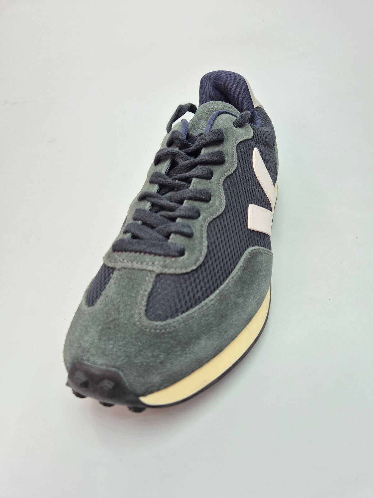 VEJA ORIGINAL PATIKI BR 44