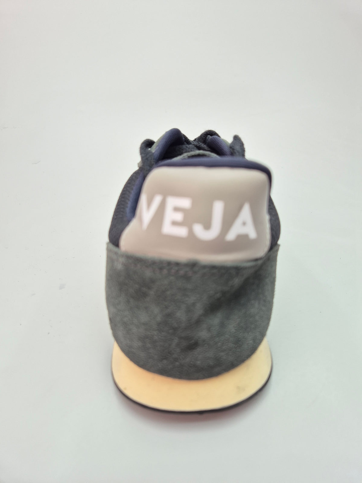 VEJA ORIGINAL PATIKI BR 44