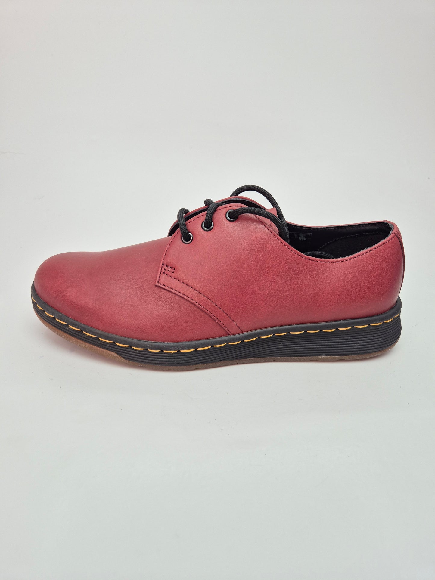 DR MARTENS NOVI ORIGINAL KOZNI CEVLI BR 39