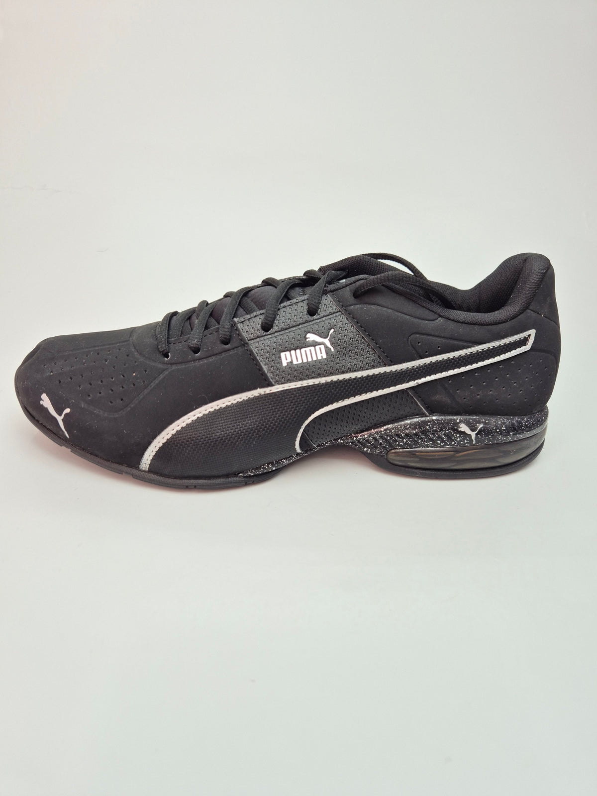 PUMA NOVI ORIGINAL PATIKI BR 43