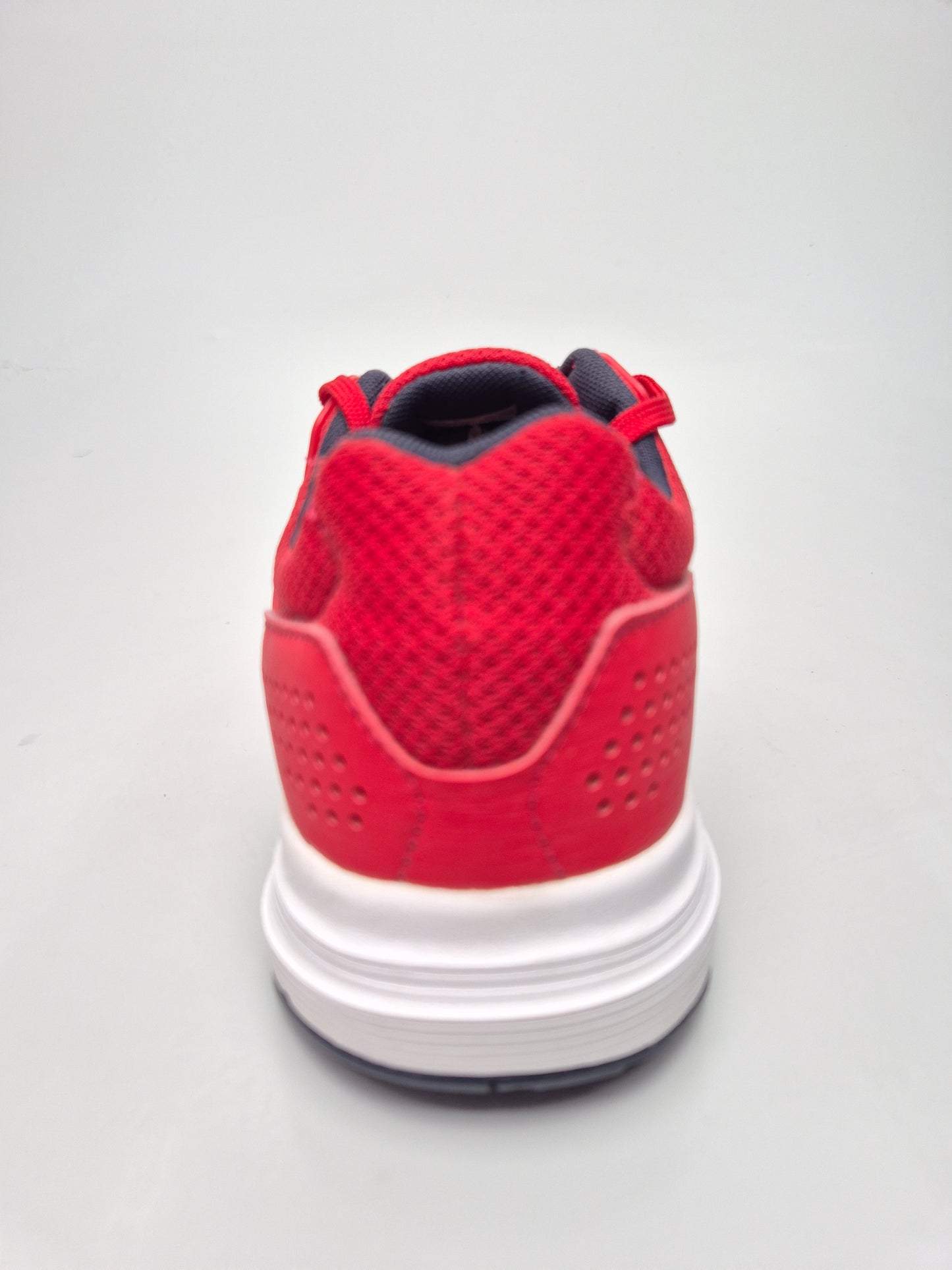 ADIDAS NOVI ORIGINAL PATIKI BR 40.5