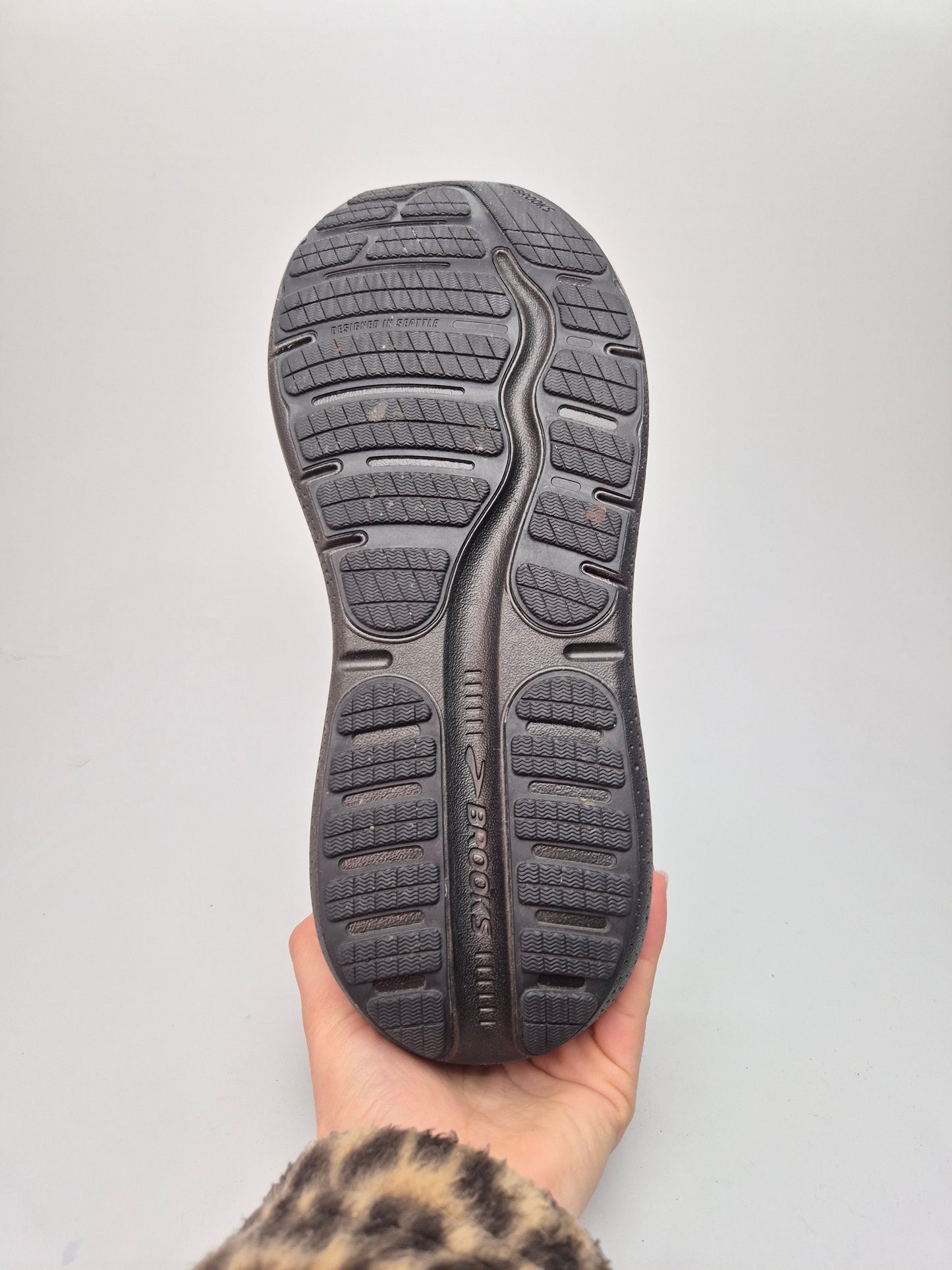 BROOKS ORIGINAL KOZNI PATIKI BR 44