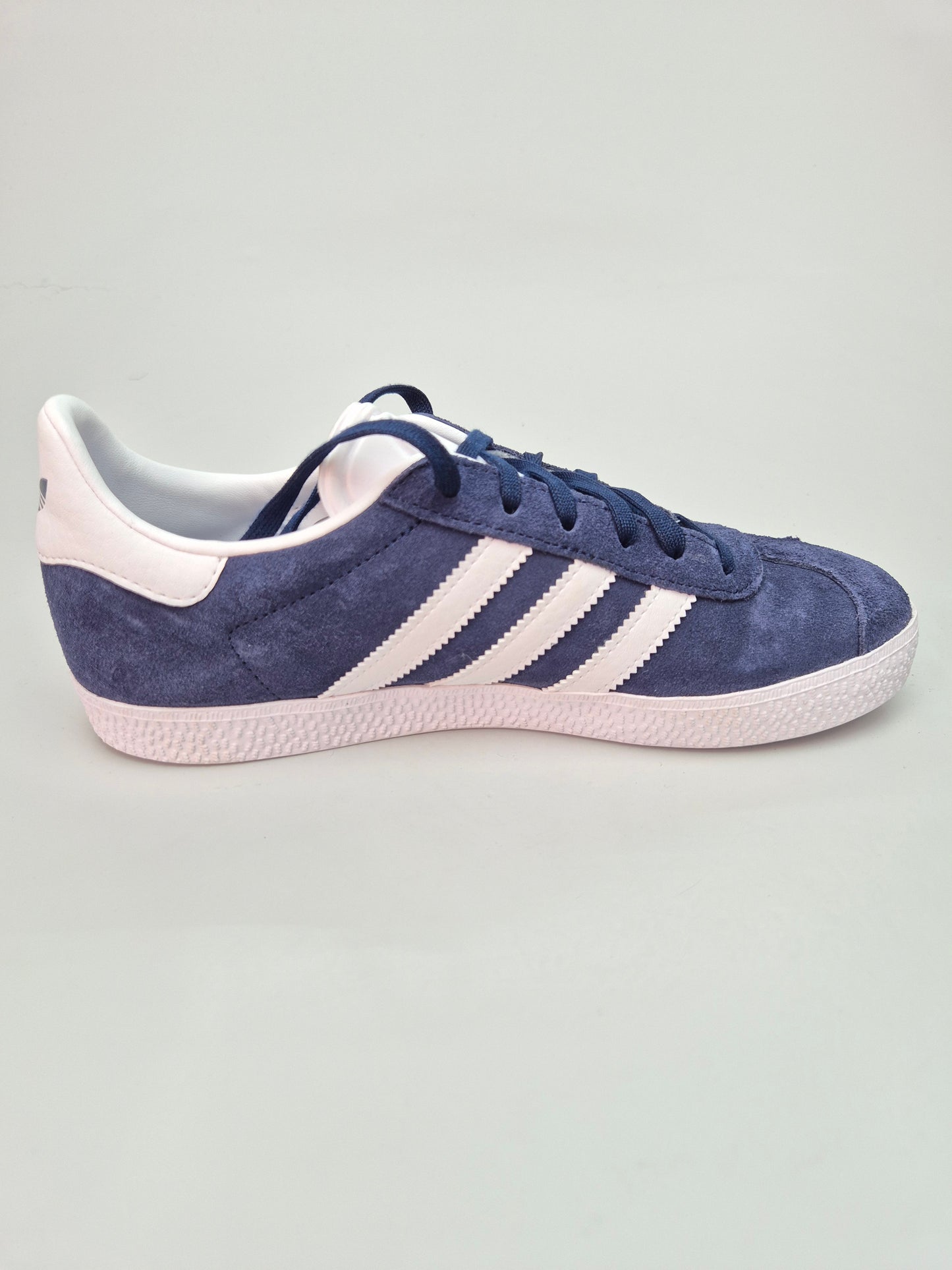 ADIDAS GAZZELE NOVI ORIGINAL PATIKI BR 36