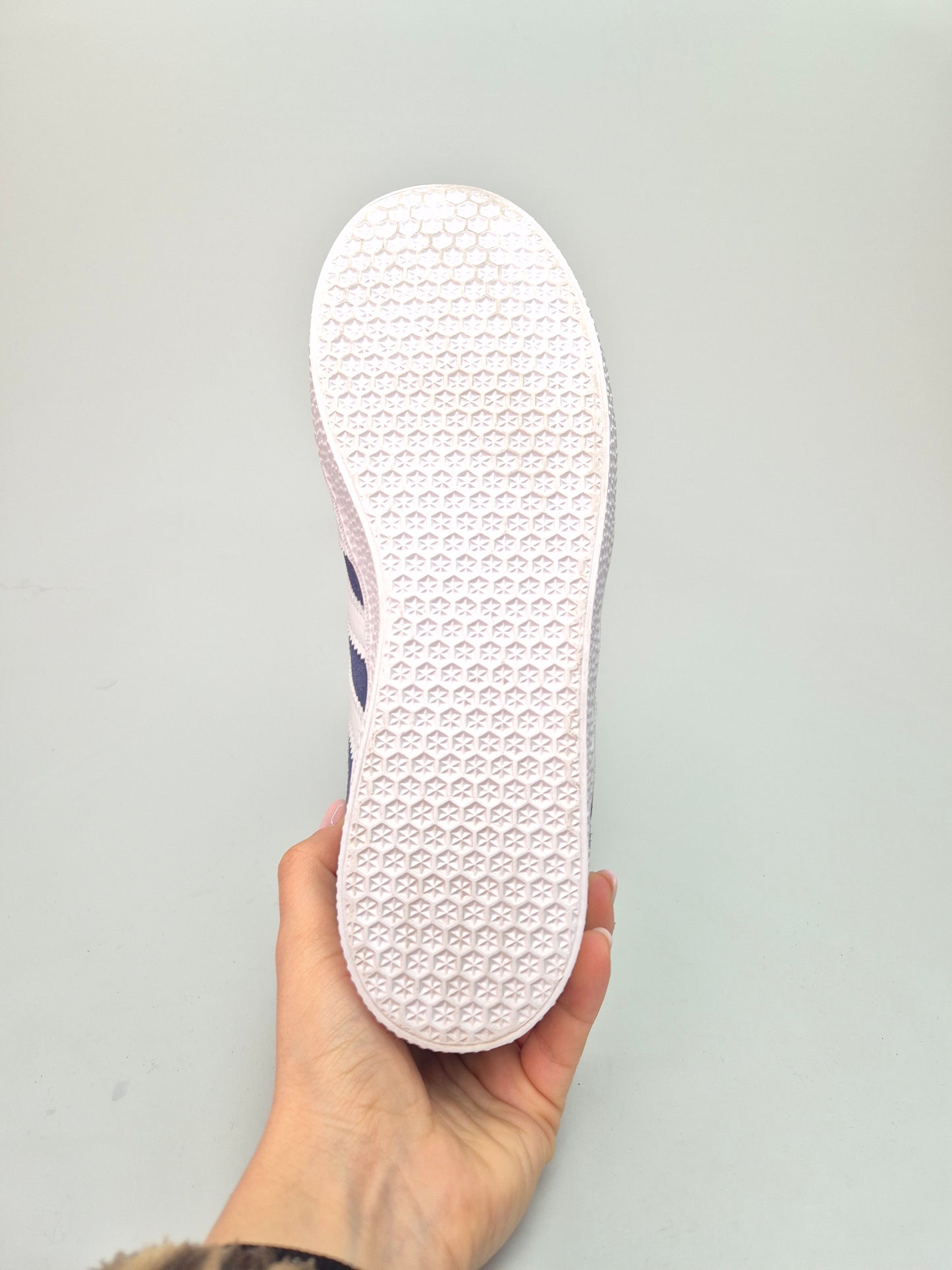 ADIDAS GAZZELE NOVI ORIGINAL PATIKI BR 36