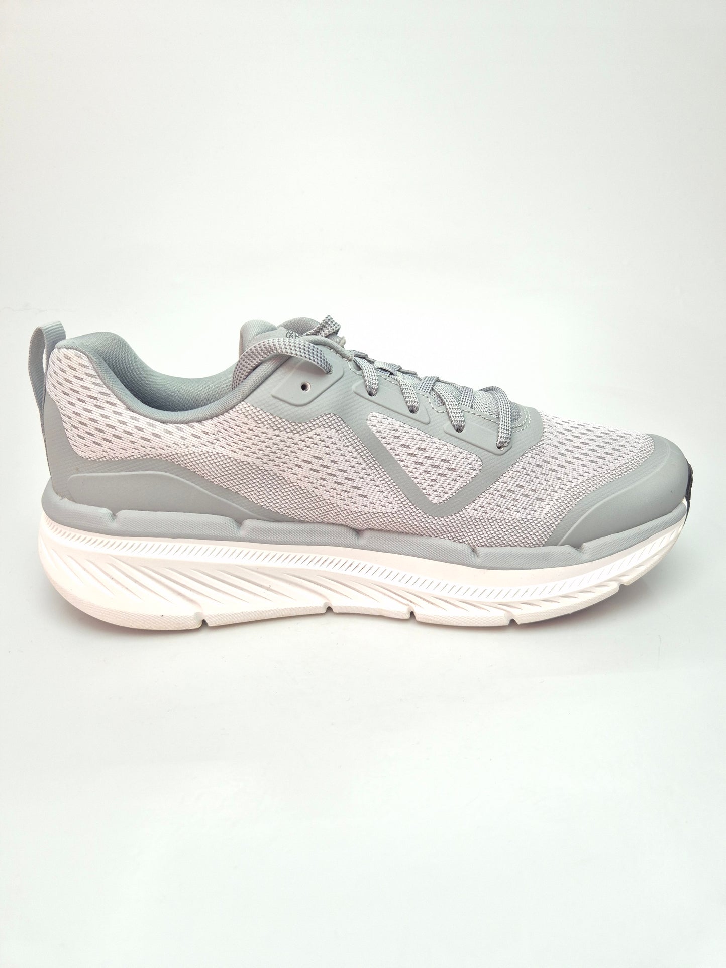 SKECHERS MEMORY ORIGINAL PATIKI BR 43.5